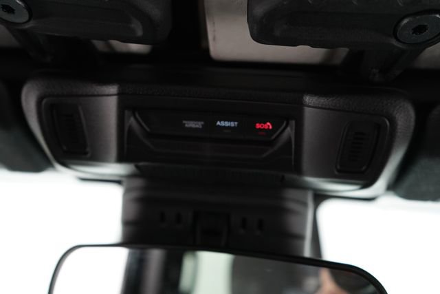 Used 2025 Jeep Wrangler Unlimited Sahara image 63