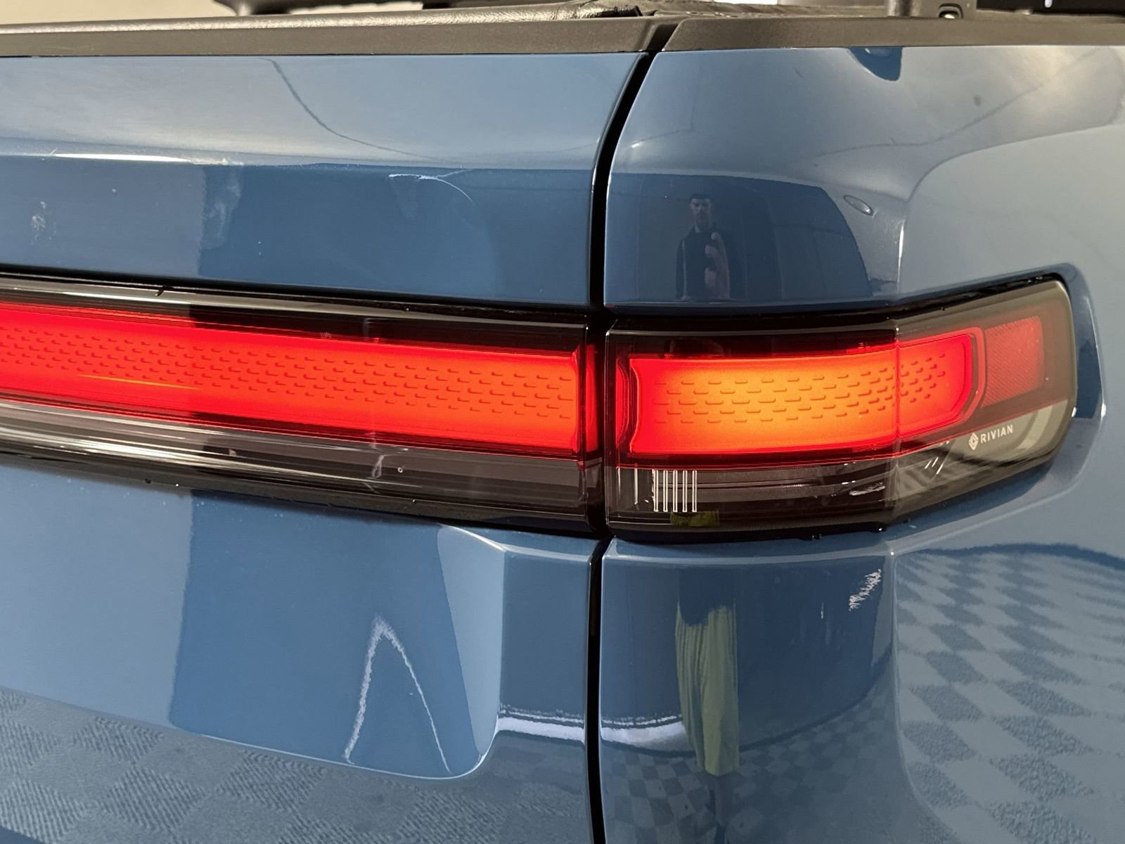 Used 2023 Rivian R1T Adventure AWD/4WD image 24