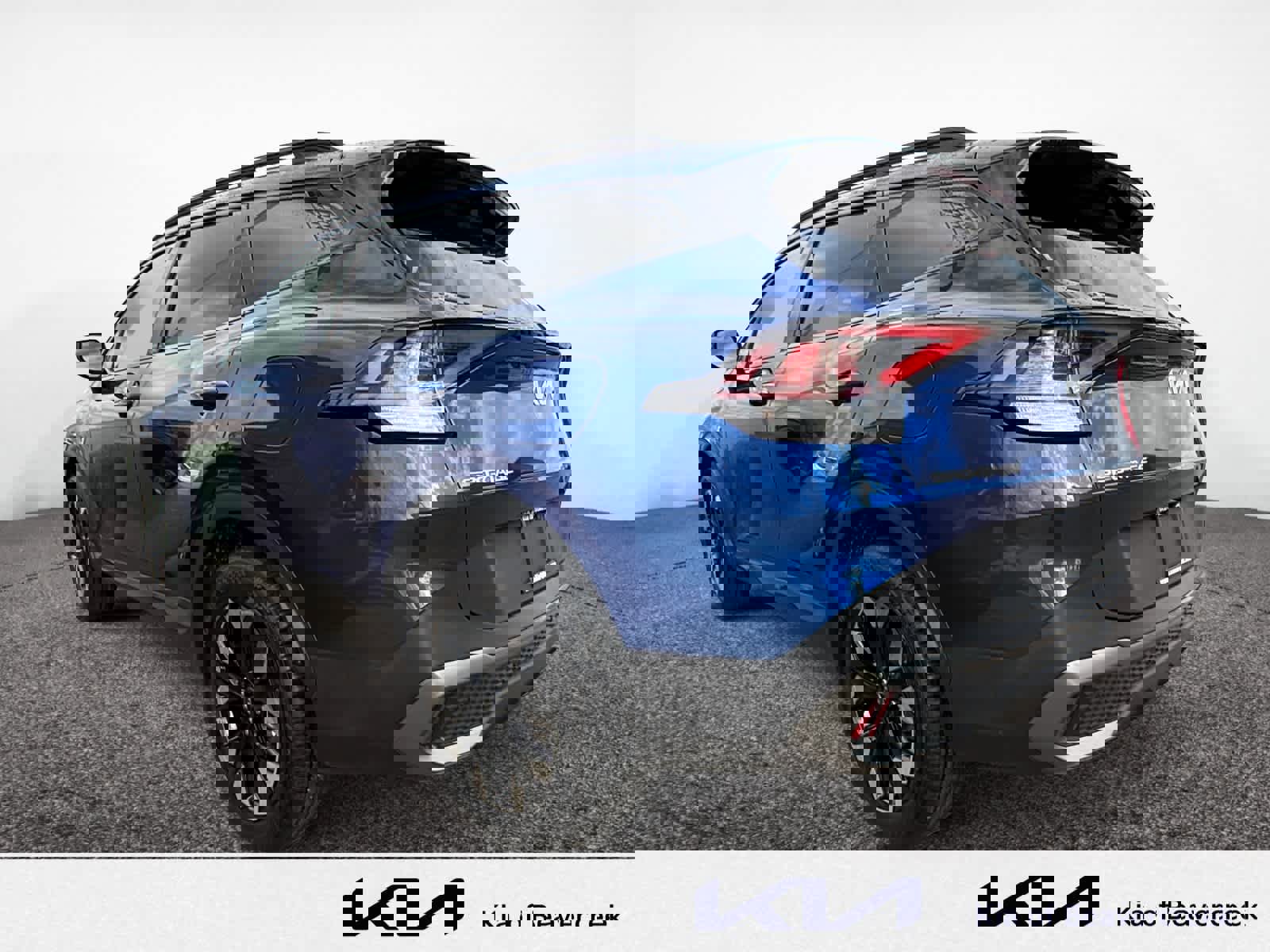 Used 2024 Kia Sportage X-Line image 3