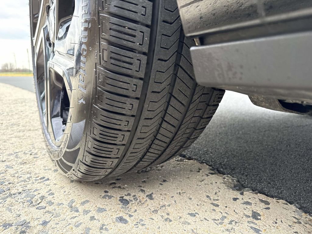 Used 2024 Chevrolet Equinox EV RS image 15