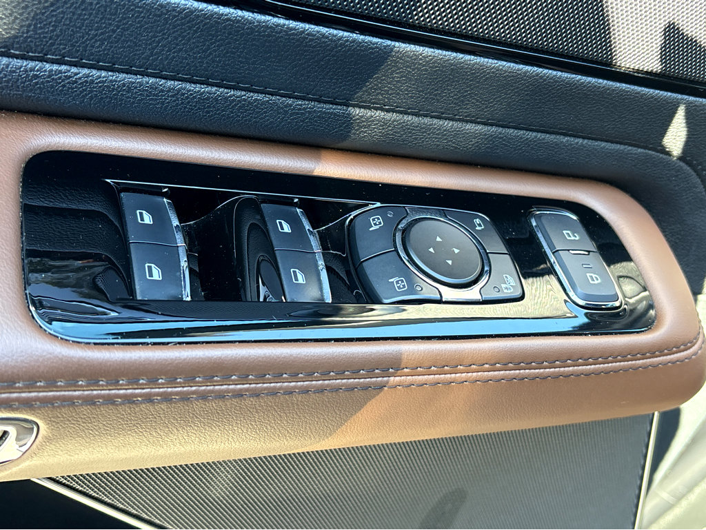 Used 2023 Lincoln Aviator Reserve w/ Equipment Group 201A image 28