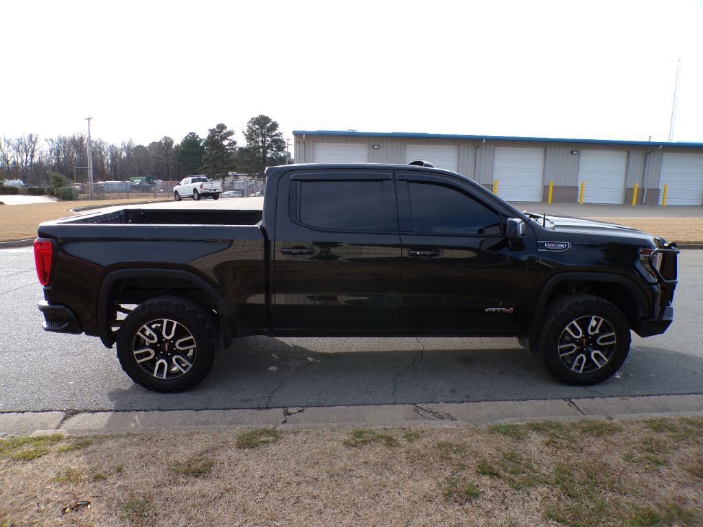 Used 2022 GMC Sierra 1500 AT4 w/ AT4 Preferred Package image 3