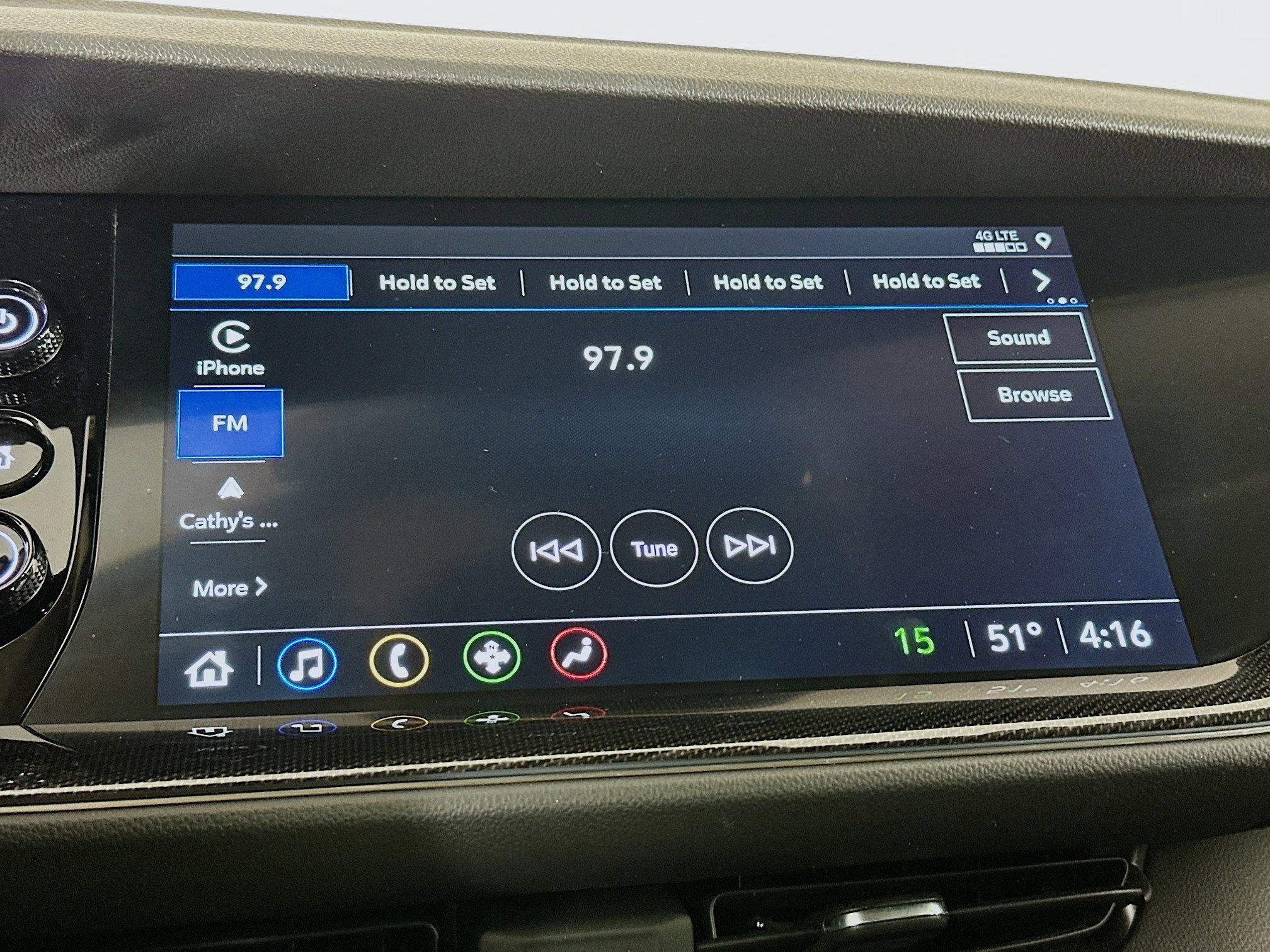 Used 2022 Buick Envision Preferred image 21