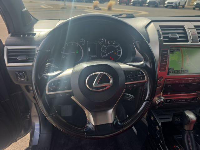 Used 2021 Lexus GX 460 Luxury w/ Off Road Package AWD/4WD image 13