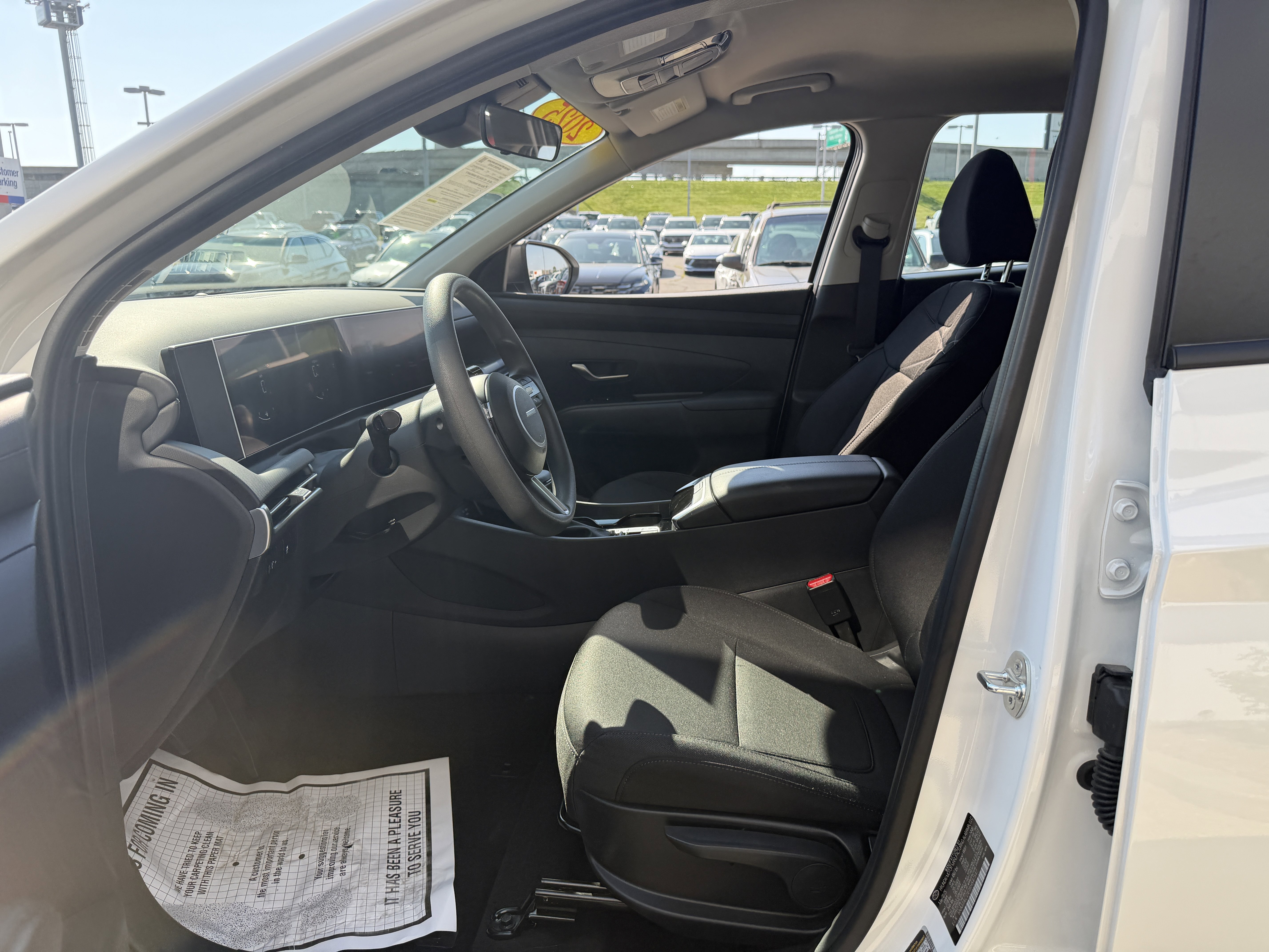 Certified 2025 Hyundai Tucson SE image 29