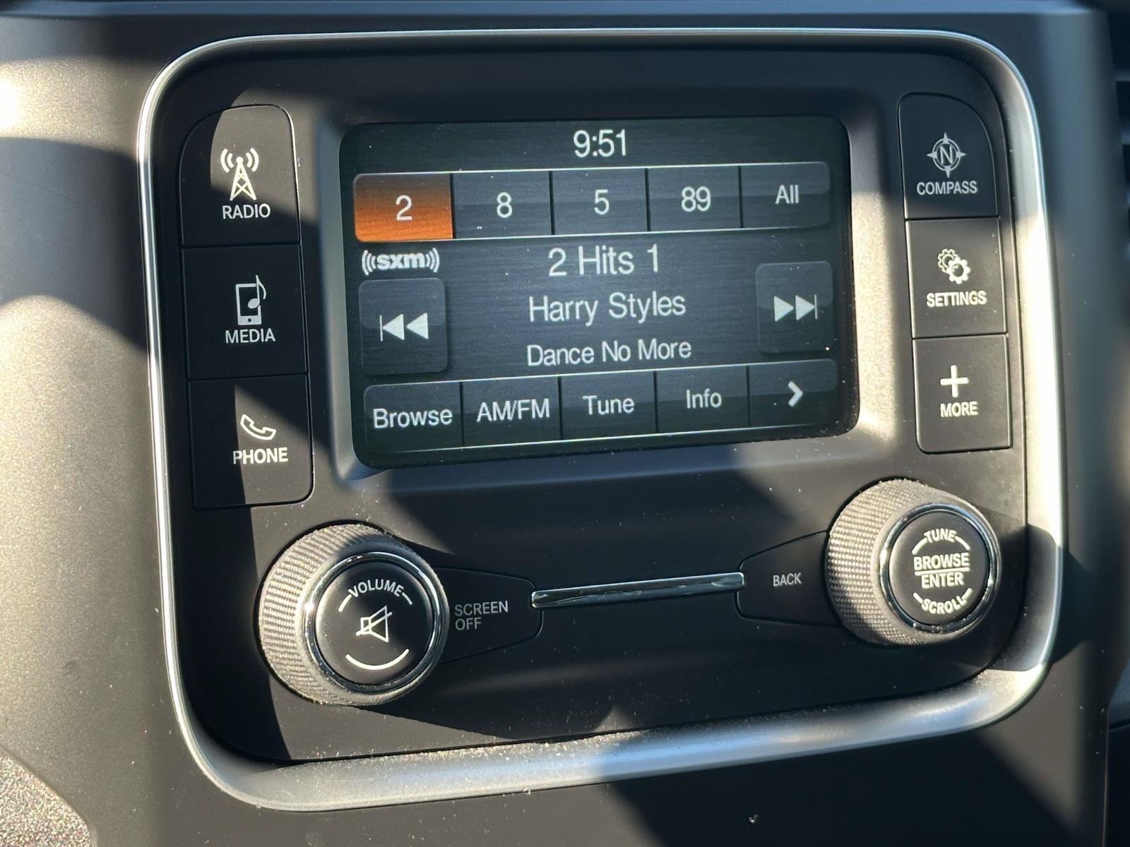 Used 2018 RAM 1500 Express w/ Express Value Package AWD/4WD image 10