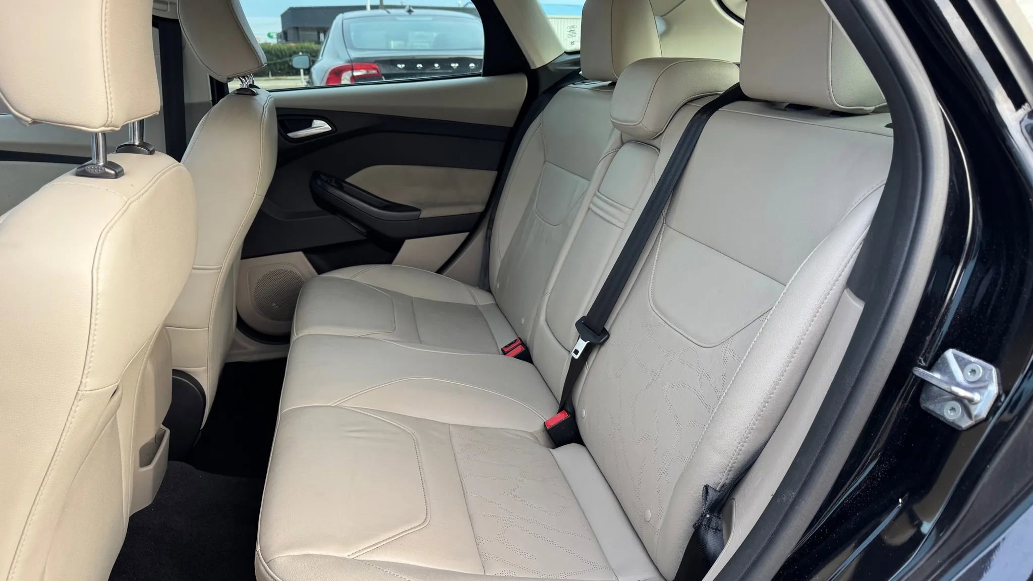 Used 2016 Ford Focus Electric Hatchback w/ Exterior Protection Package image 16