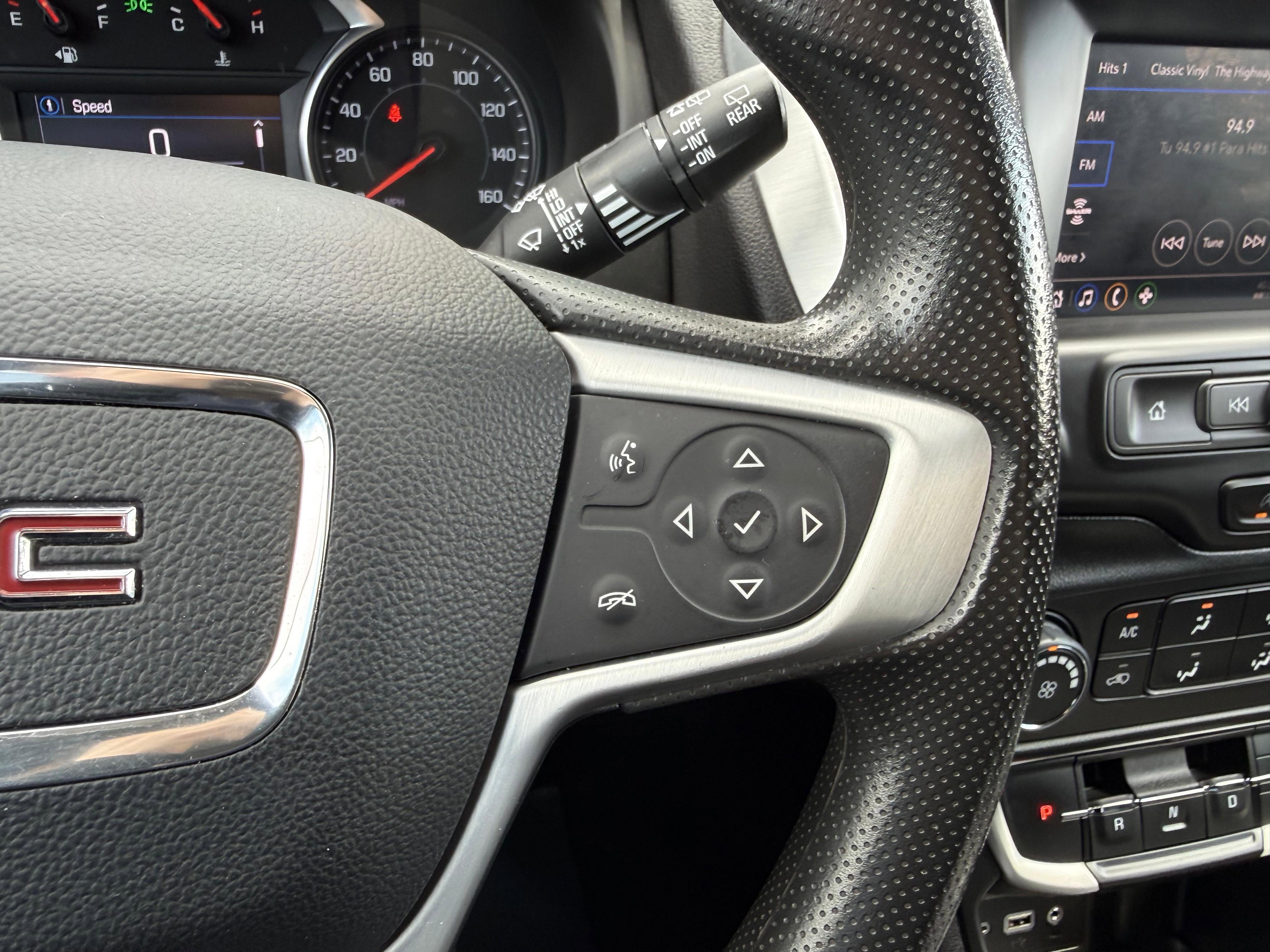 Used 2023 GMC Terrain SLE image 19