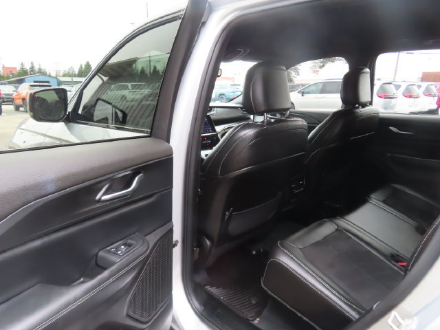 Used 2023 Jeep Grand Cherokee Altitude AWD/4WD image 19