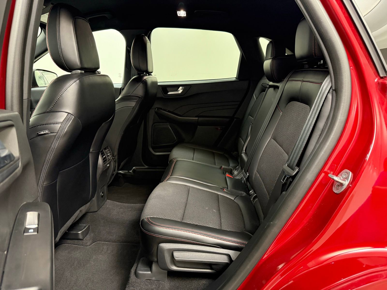 New 2024 Ford Escape ST-Line w/ Tech Pack #1 image 18