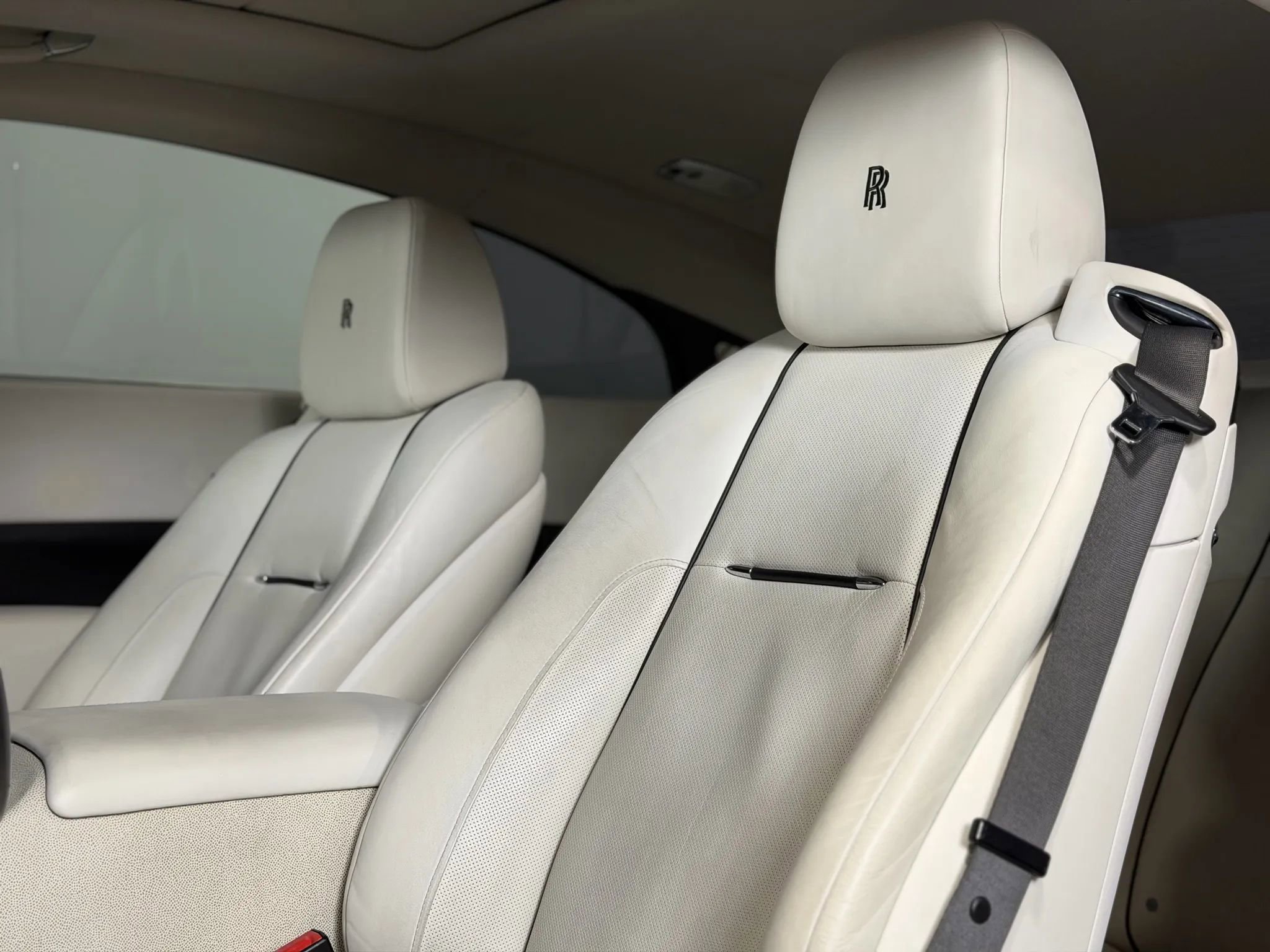 Used 2014 Rolls-Royce Wraith image 17