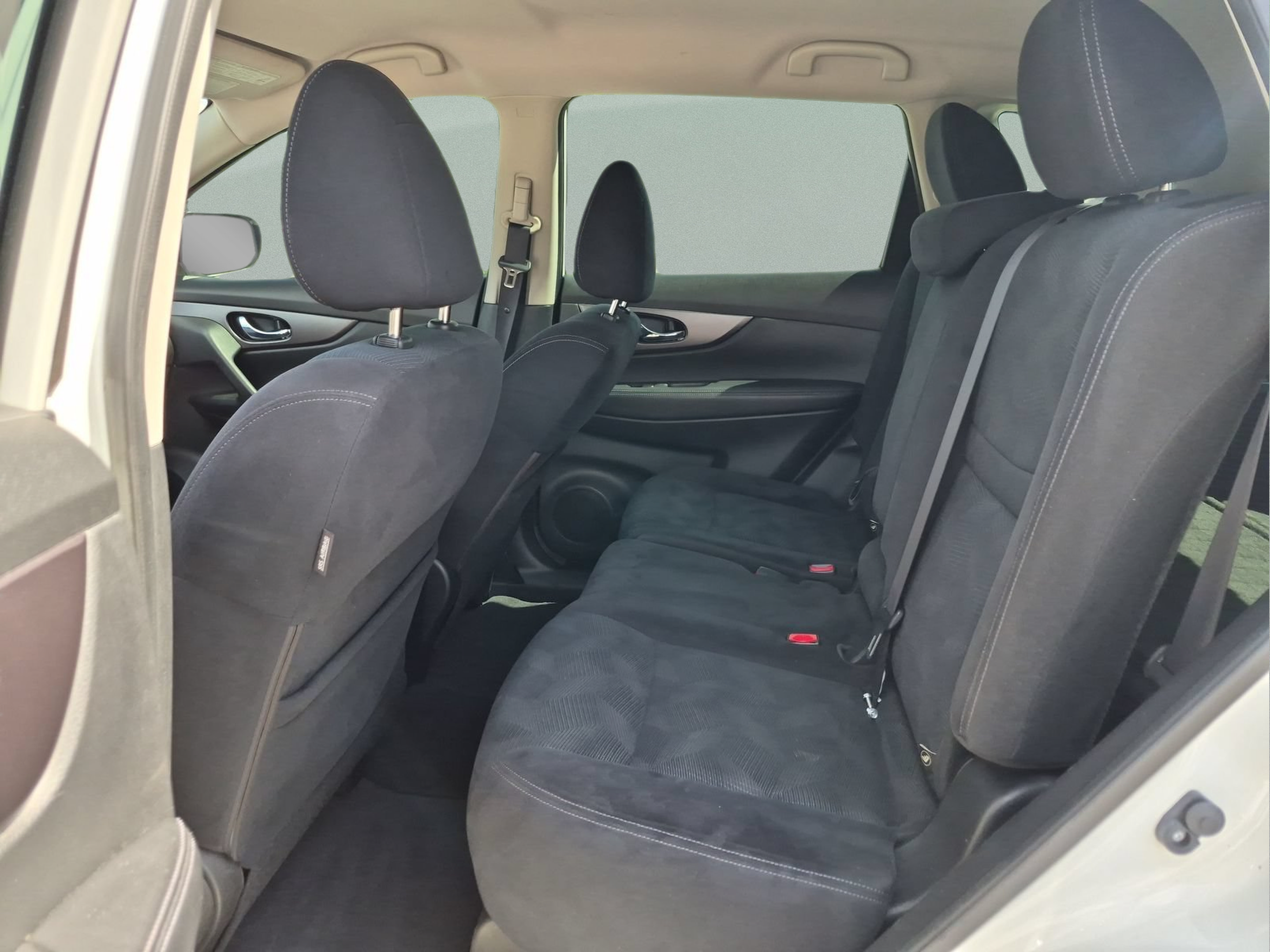 Used 2016 Nissan Rogue S AWD/4WD image 17