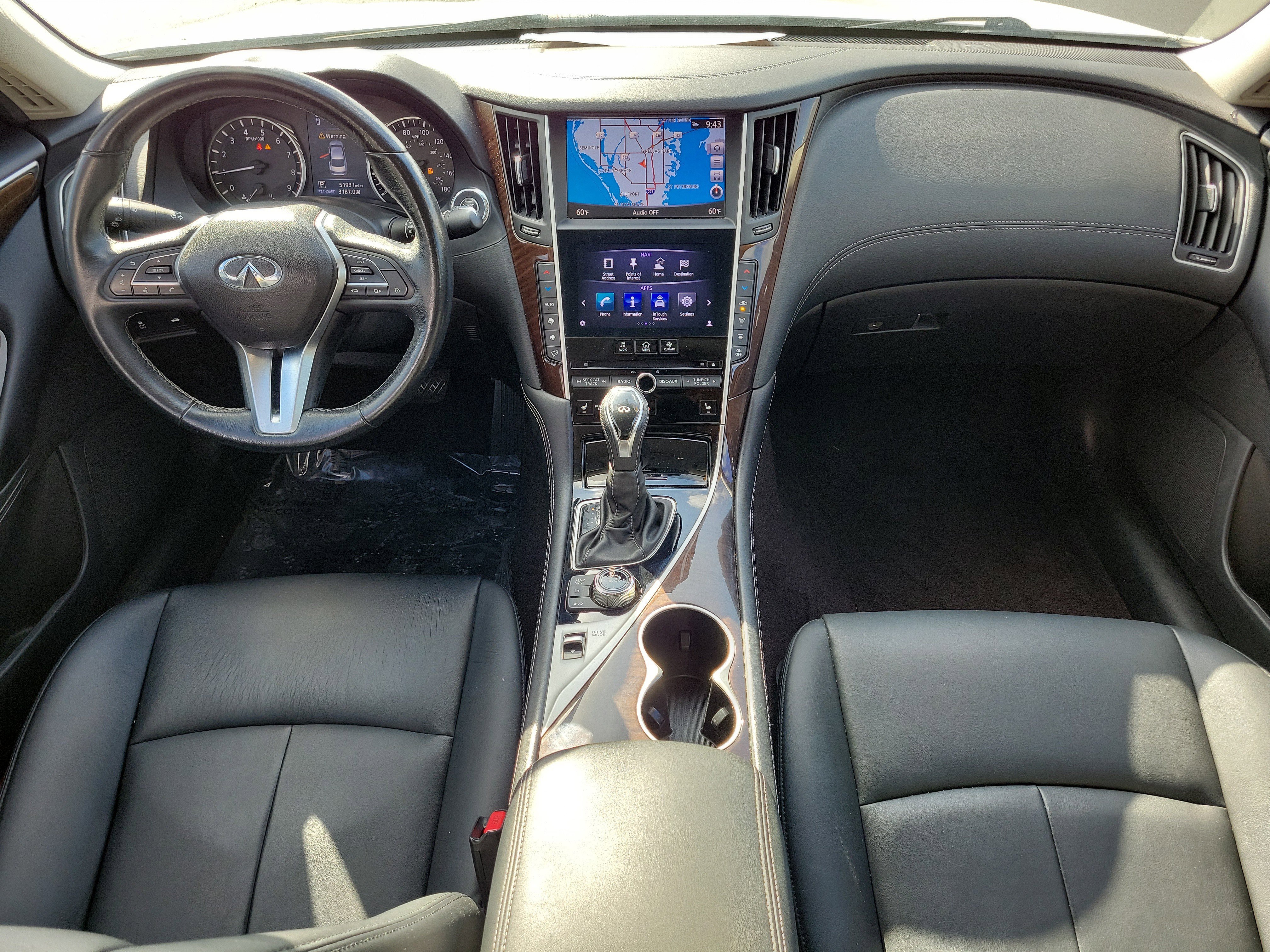 Used 2019 INFINITI Q50 Luxe w/ Essential Package (3.0T Luxe) image 12