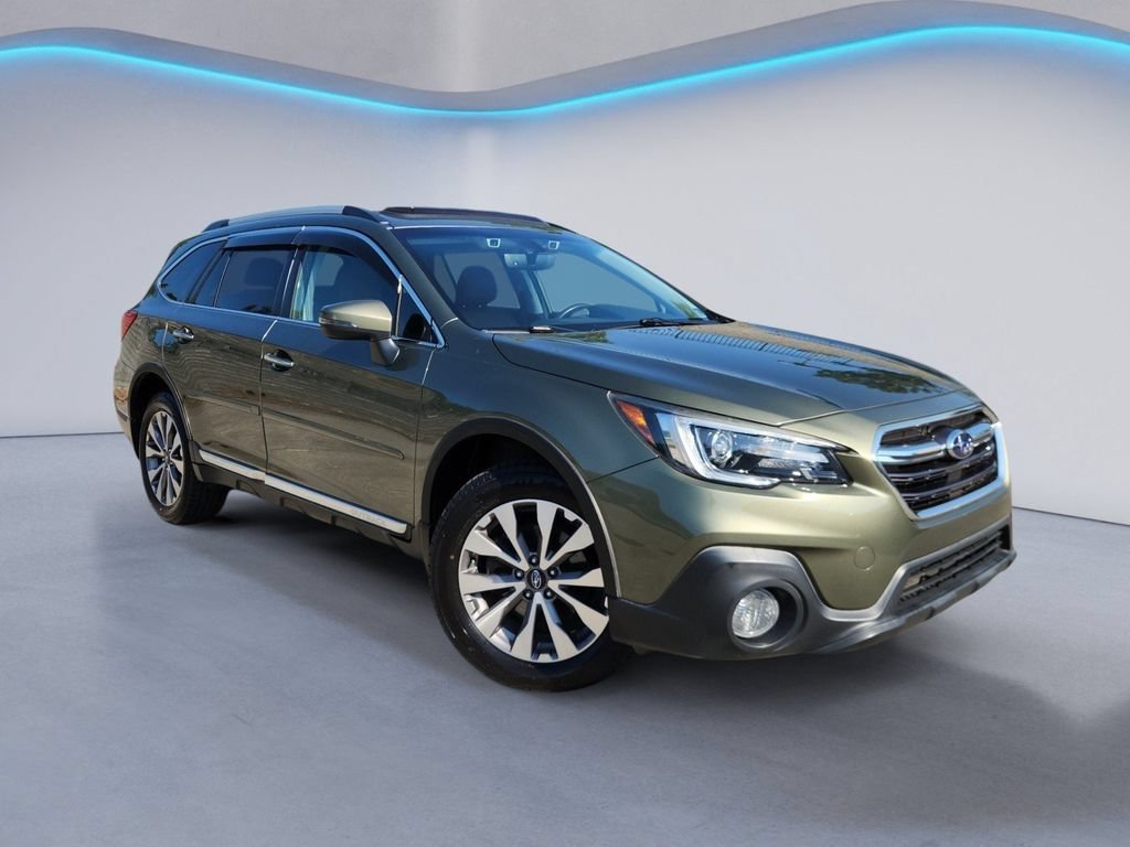 Used 2018 Subaru Outback 2.5i Touring w/ Protection Package #1 AWD/4WD image 2