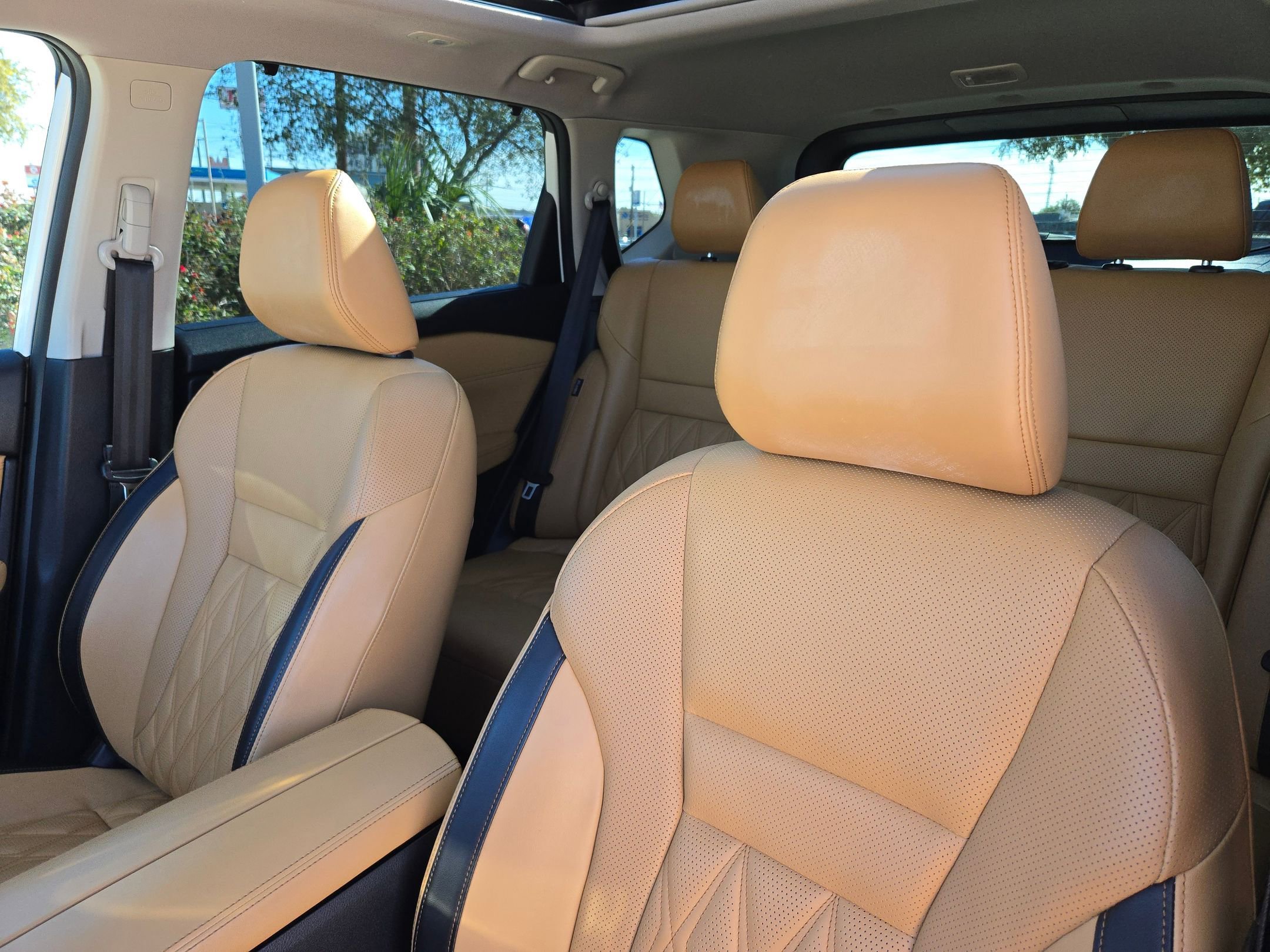 Used 2023 Nissan Rogue Platinum w/ Platinum Premium Package image 9