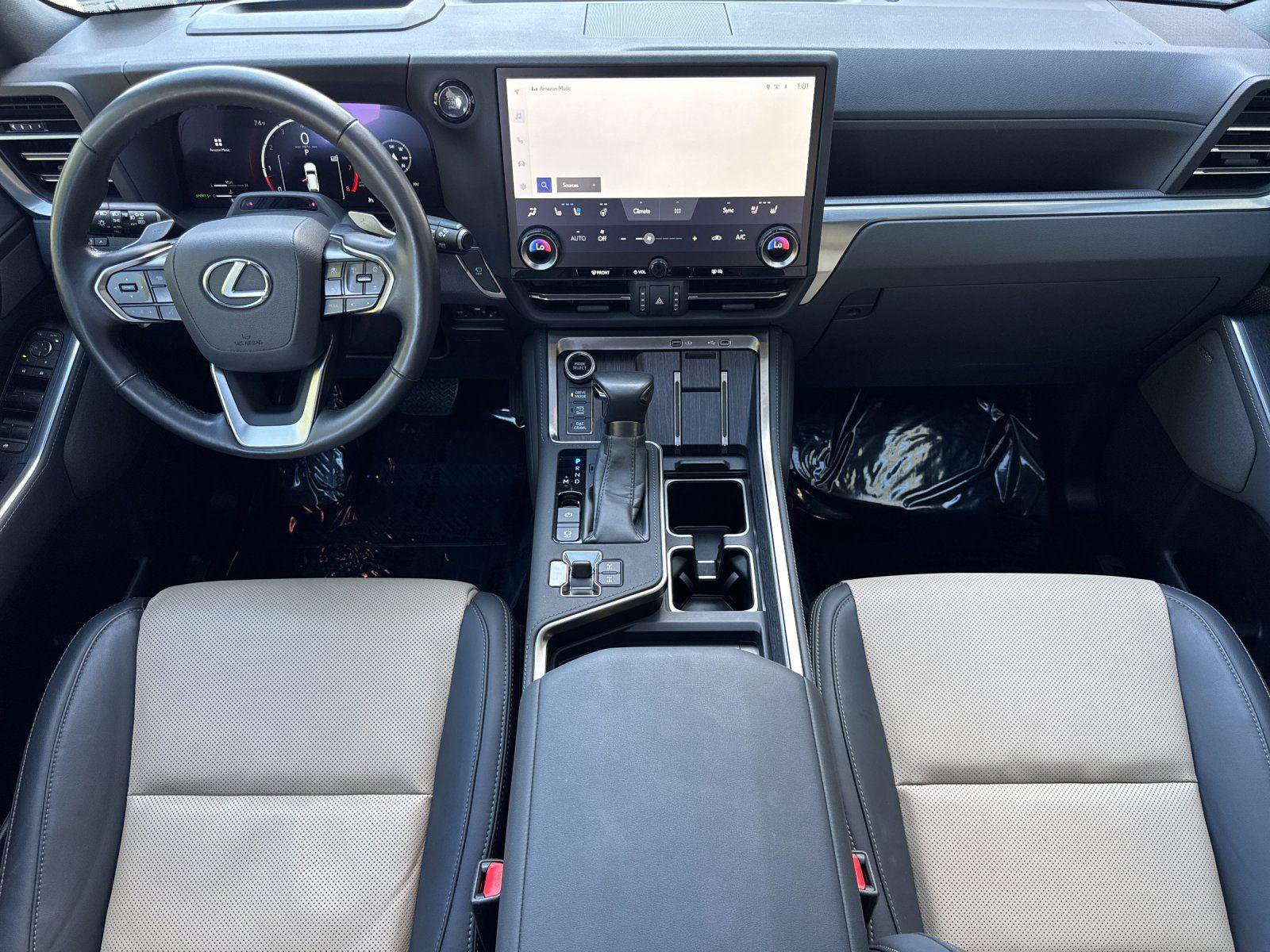Used 2024 Lexus GX 550 image 12