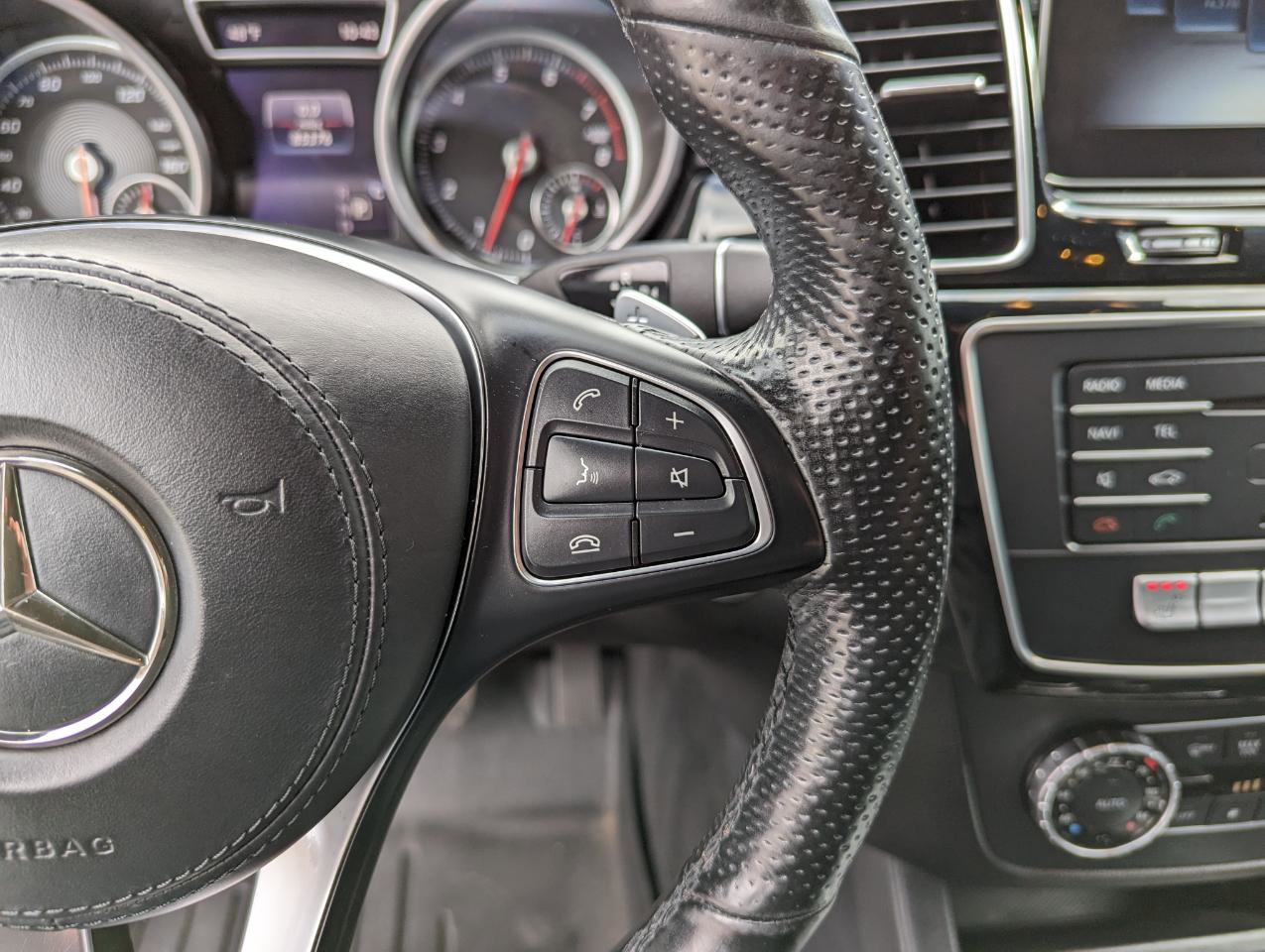 Used 2019 Mercedes-Benz GLS 450 4MATIC image 18