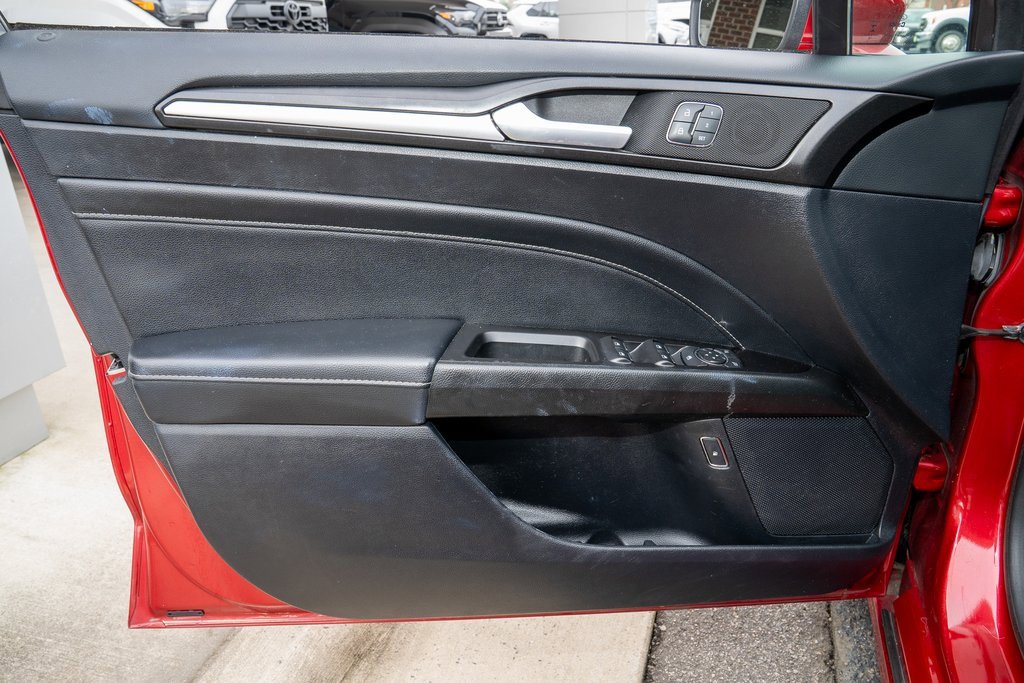 Used 2020 Ford Fusion Energi Titanium image 16