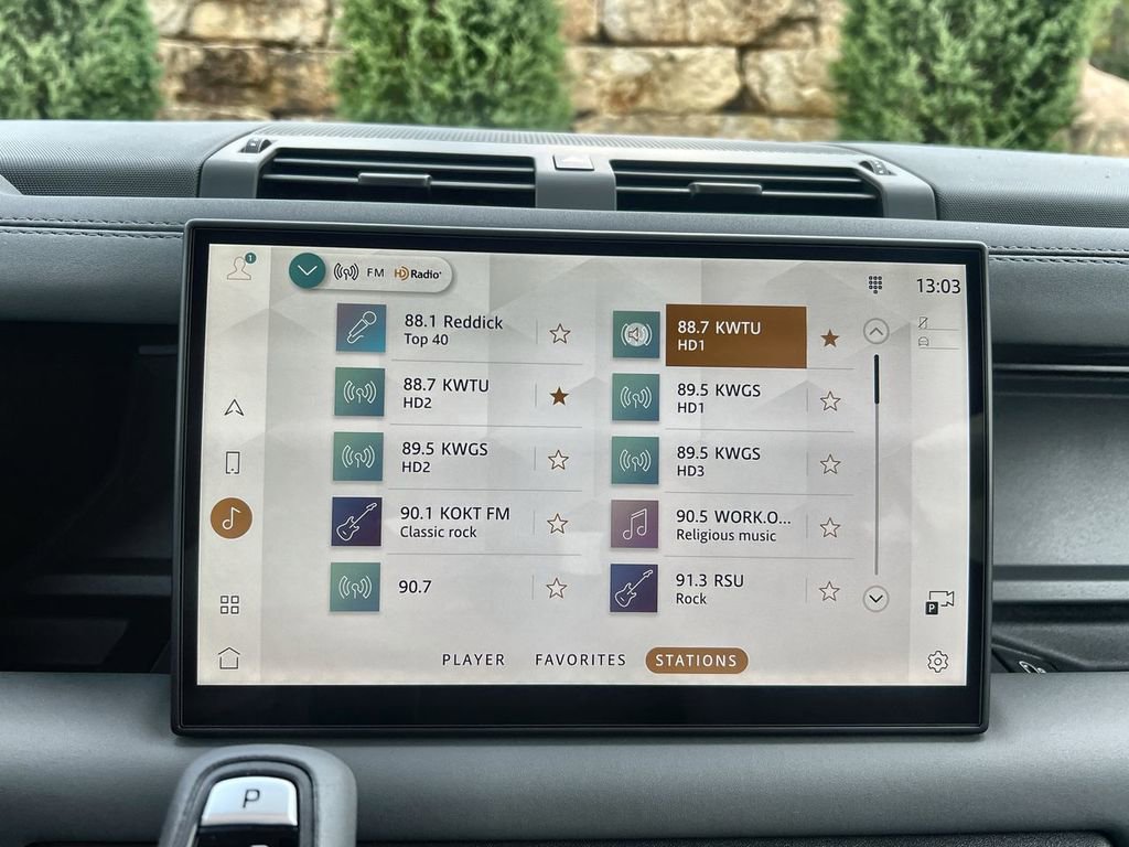 Certified 2025 Land Rover Defender 110 S image 23