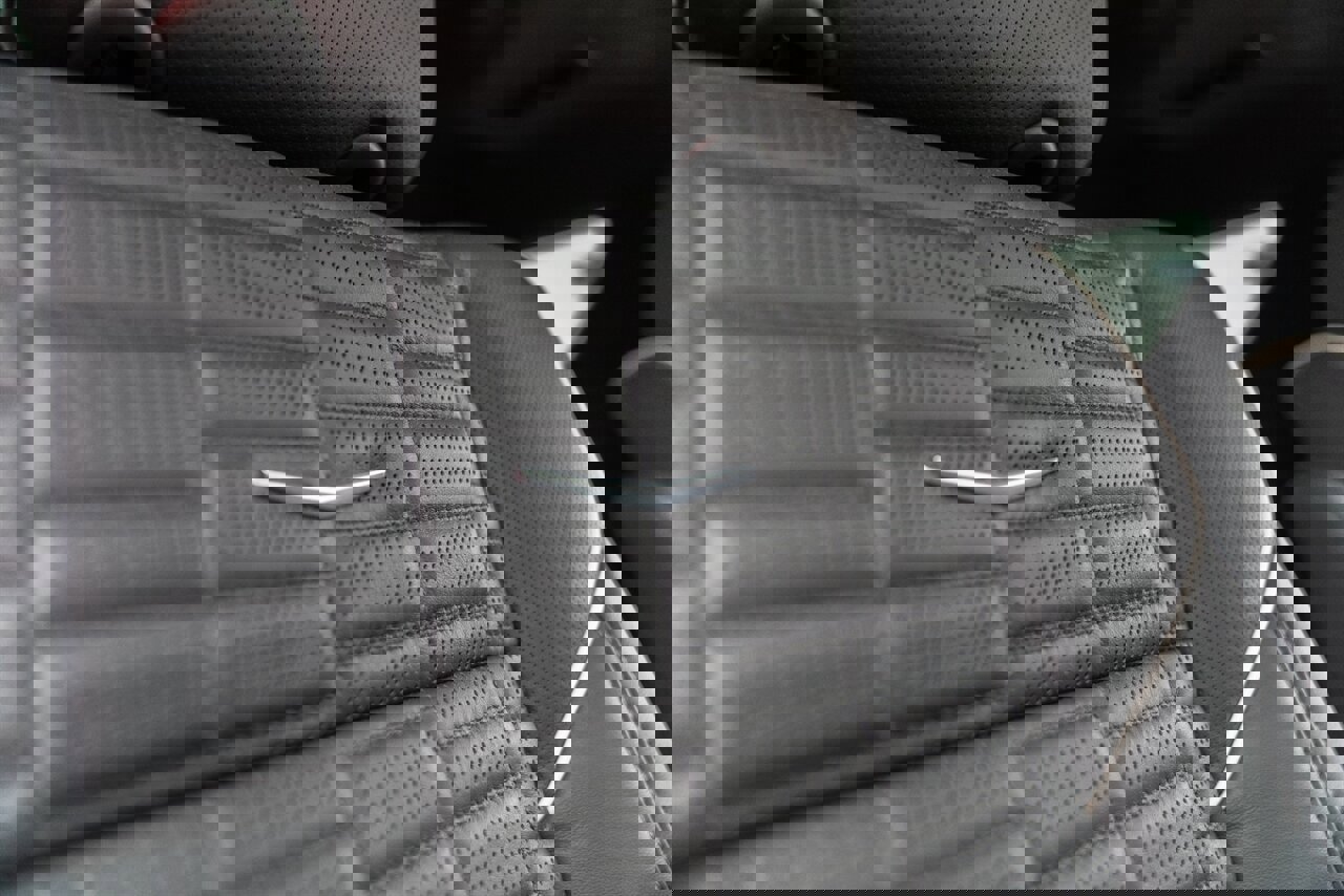 Used 2023 Cadillac Escalade Premium Luxury Platinum image 55