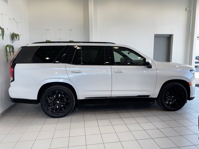 Certified 2024 Cadillac Escalade Sport w/ LPO, ONYX Package image 47