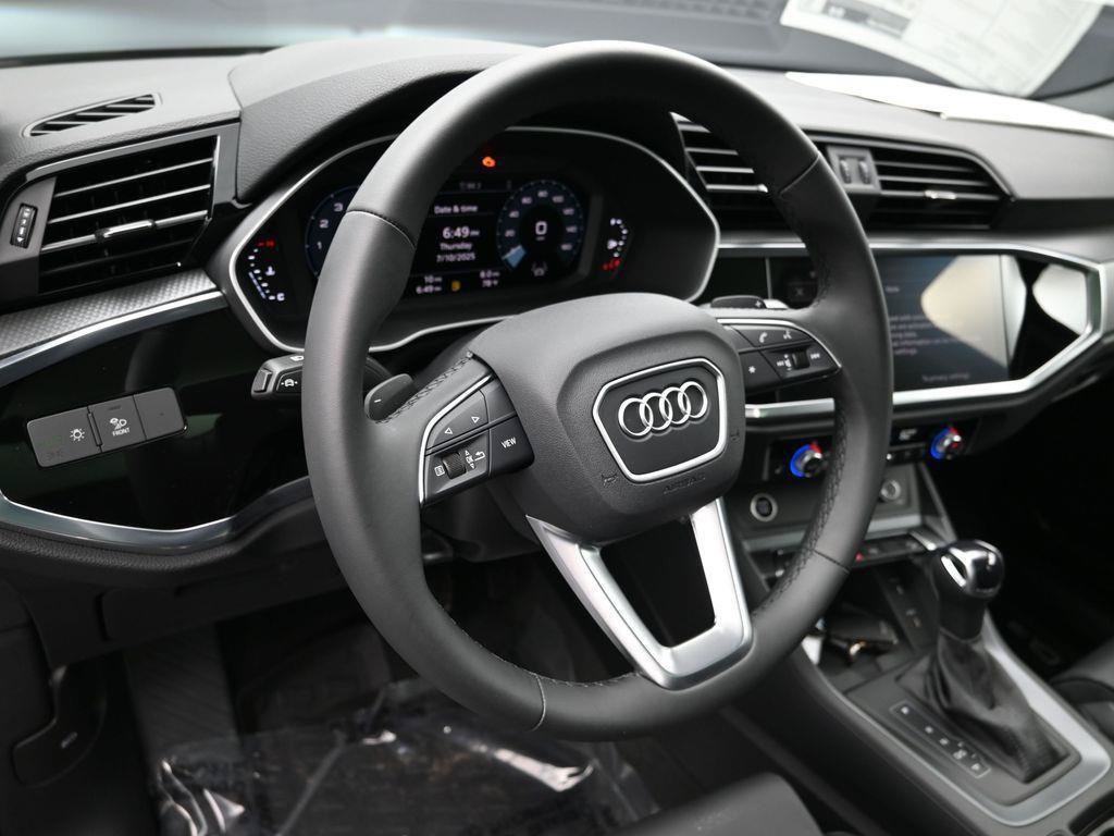 New 2025 Audi Q3 2.0T Premium AWD/4WD image 13
