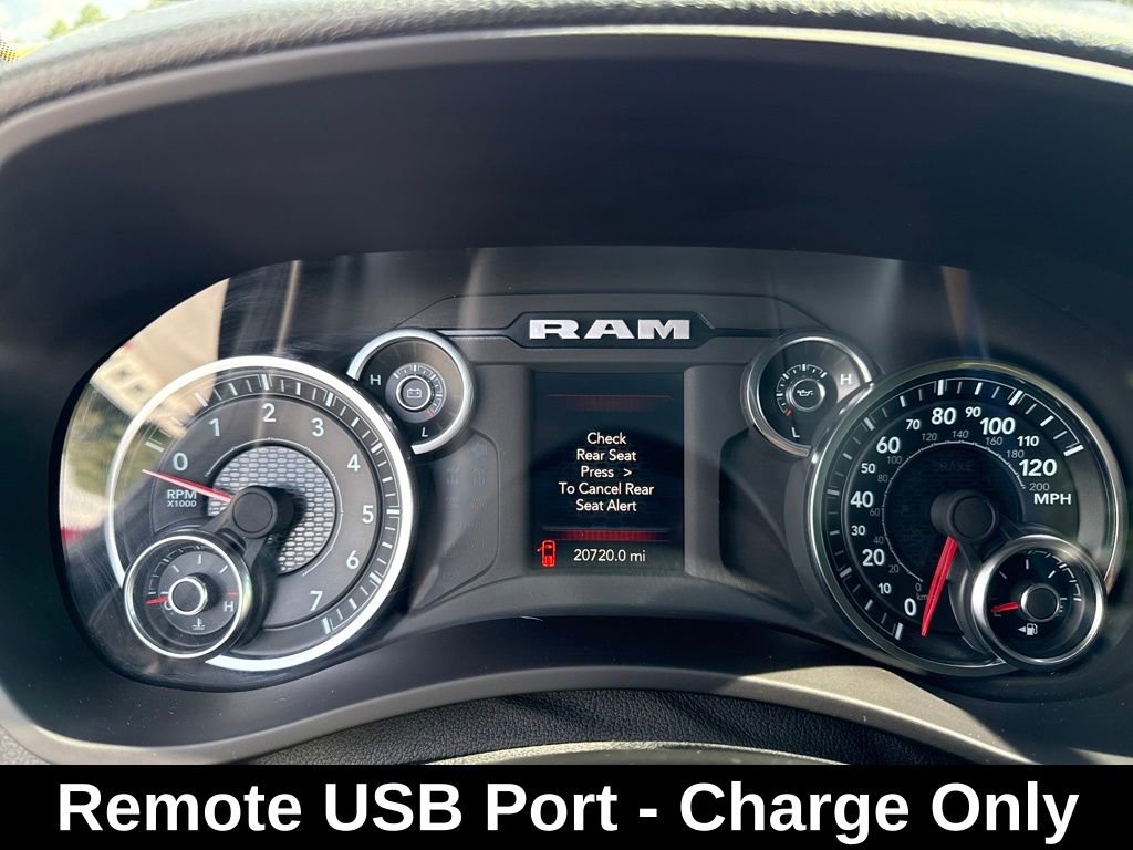 Used 2024 RAM 2500 Tradesman w/ Chrome Appearance Group image 30