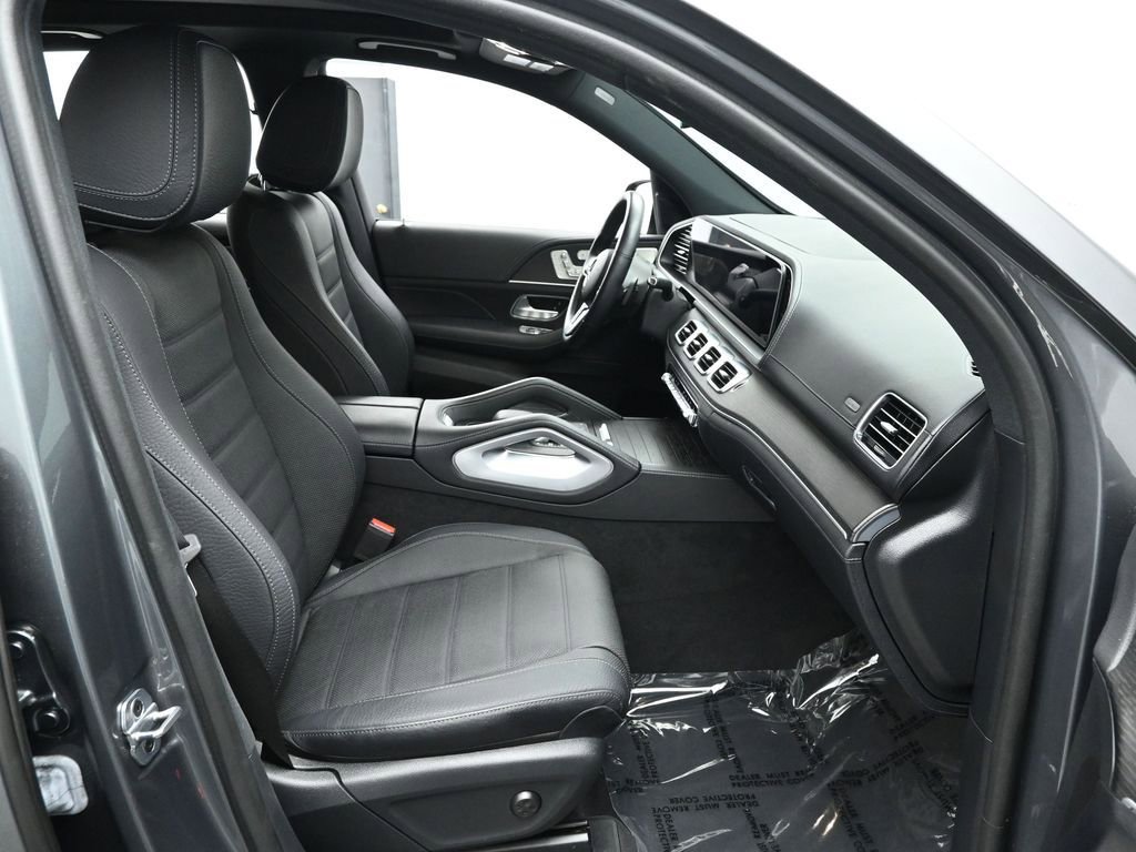 Used 2023 Mercedes-Benz GLE 450 4MATIC w/ AMG Line Exterior image 22