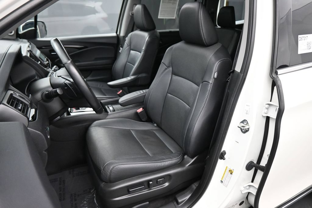 Used 2019 Honda Pilot Elite image 17
