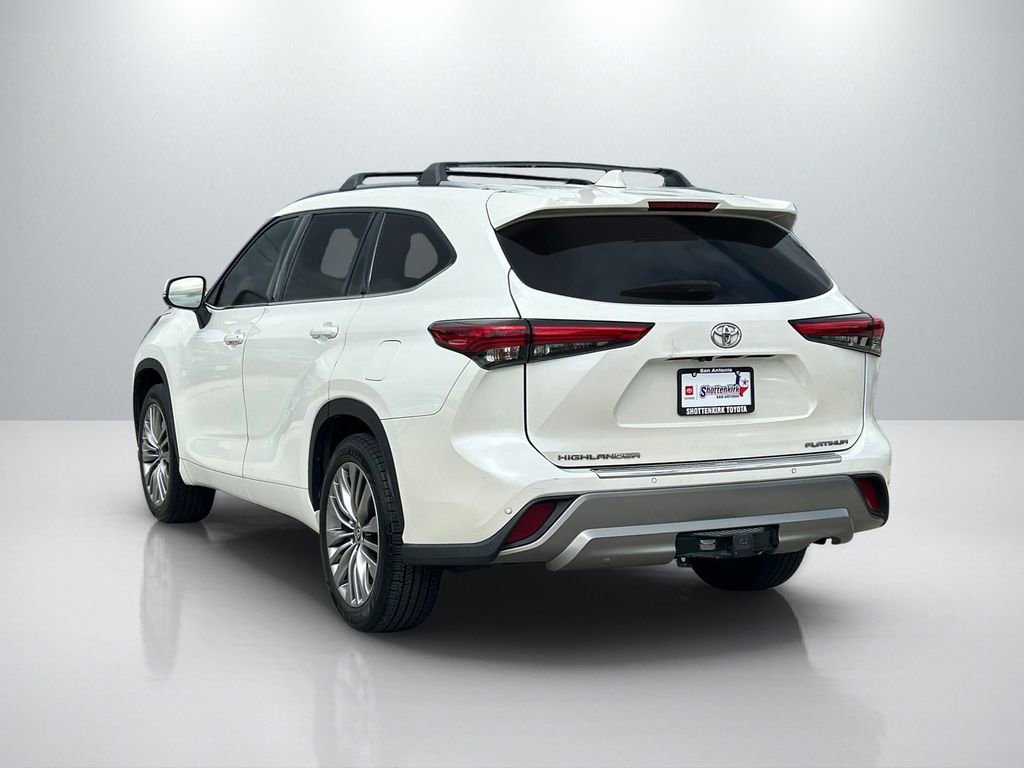 Used 2021 Toyota Highlander Platinum image 7