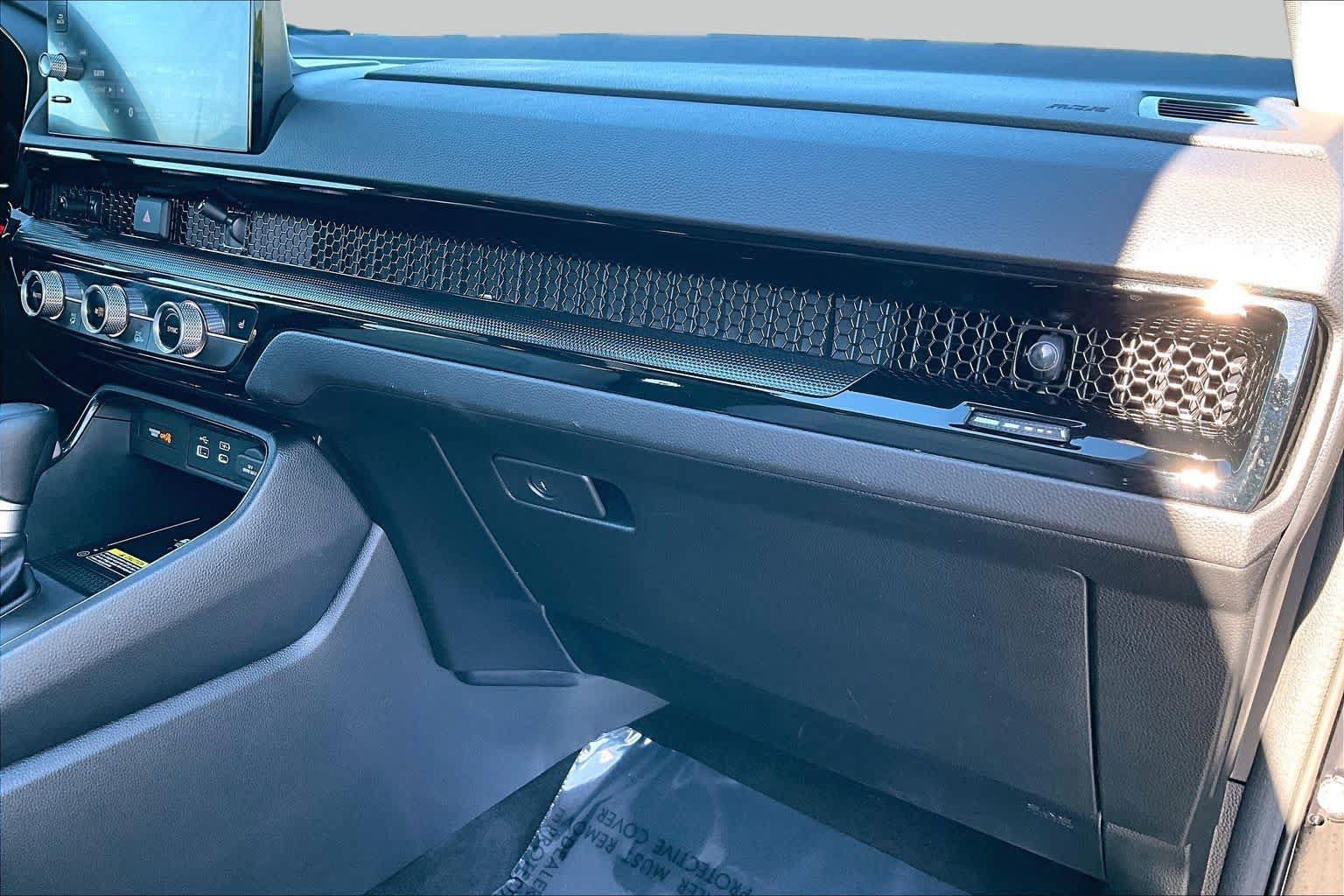 Used 2025 Honda CR-V EX-L image 18