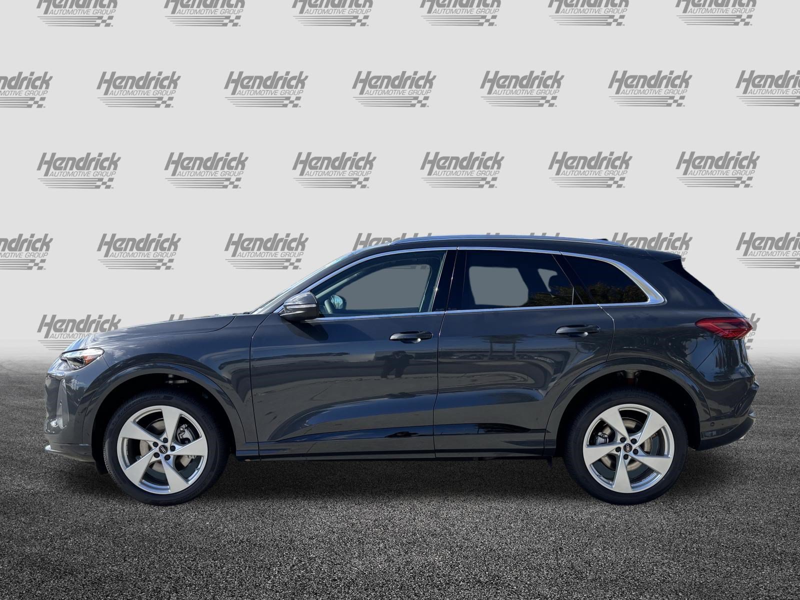 Used 2025 Audi Q5 Premium AWD/4WD image 7