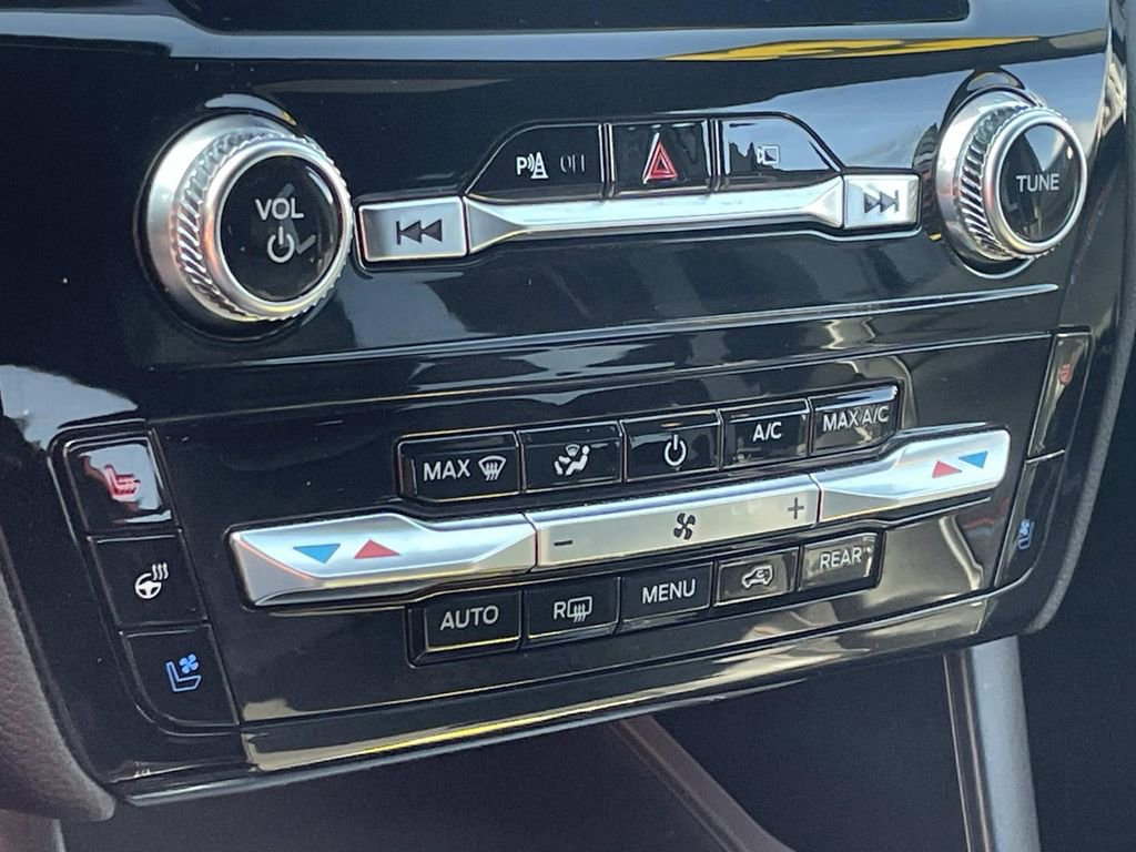 Used 2023 Ford Explorer ST w/ Equipment Group 401A image 23