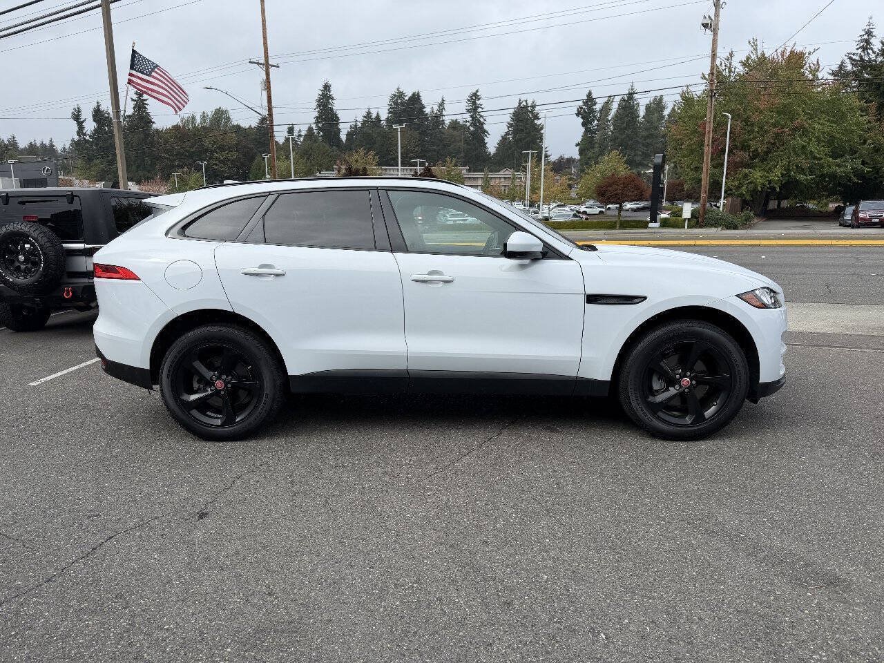 Used 2018 Jaguar F-PACE Prestige AWD/4WD image 9