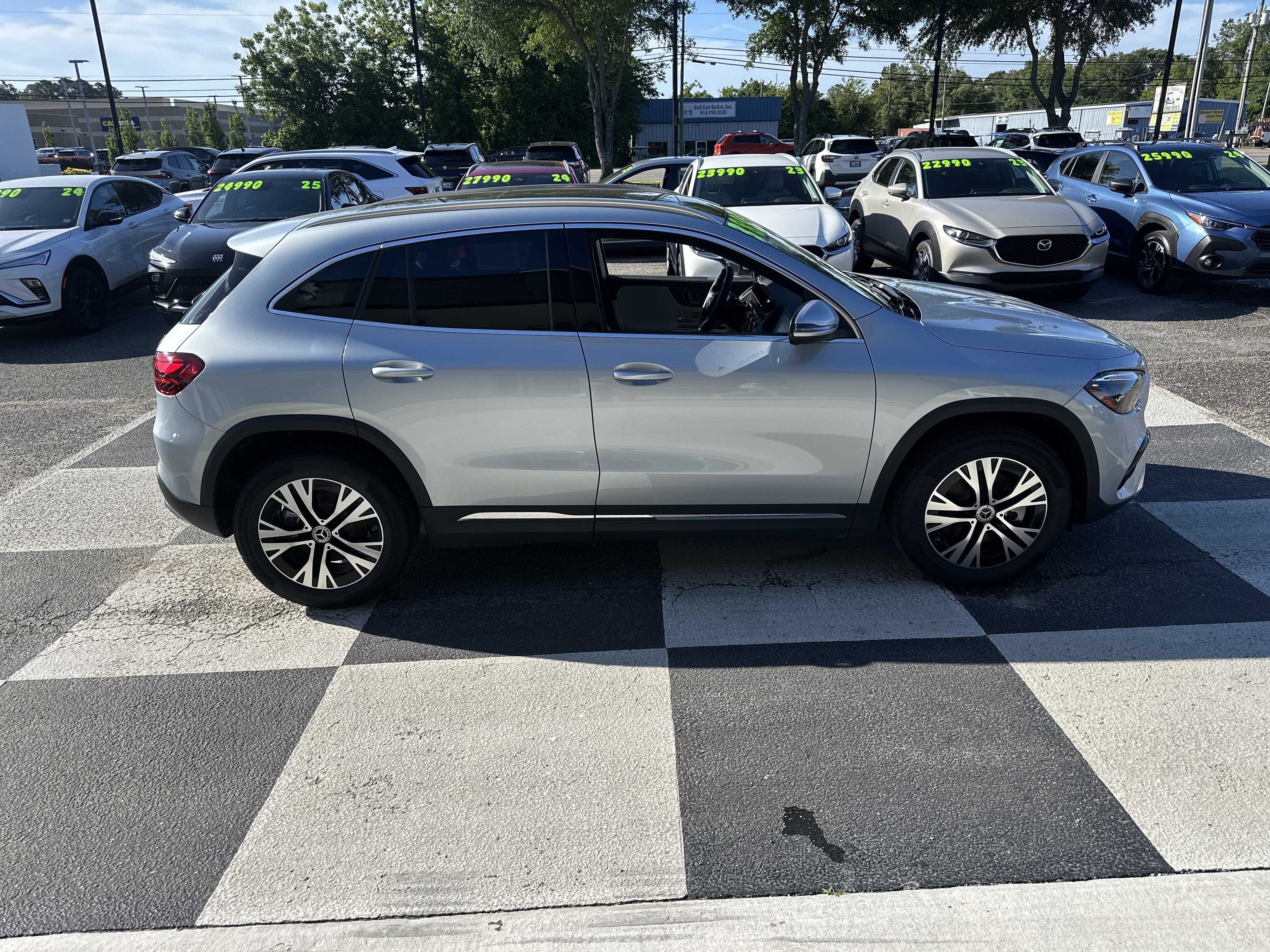 Used 2026 Mercedes-Benz GLA 250 4MATIC image 3