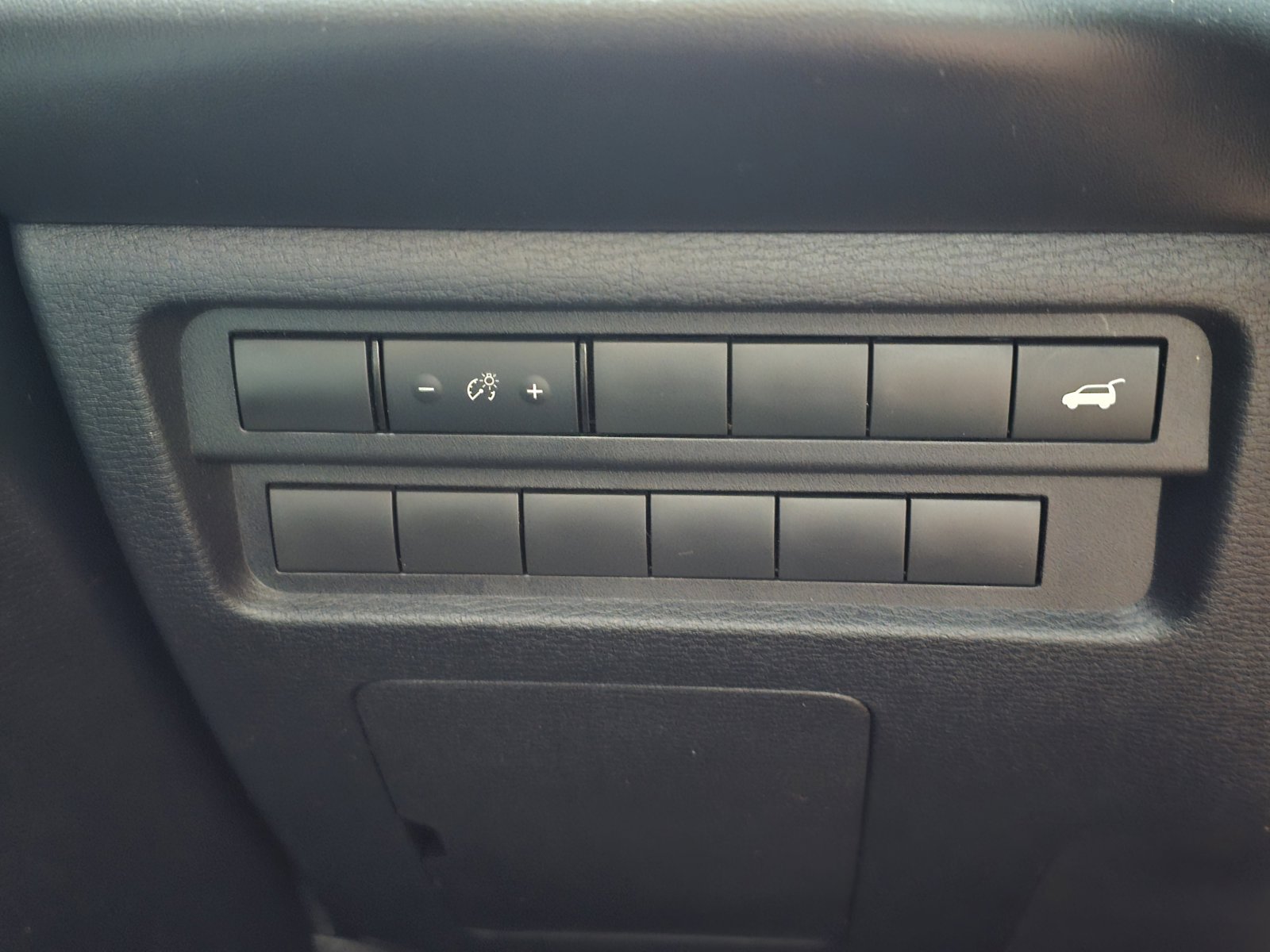 Used 2024 Mitsubishi Outlander SE image 23