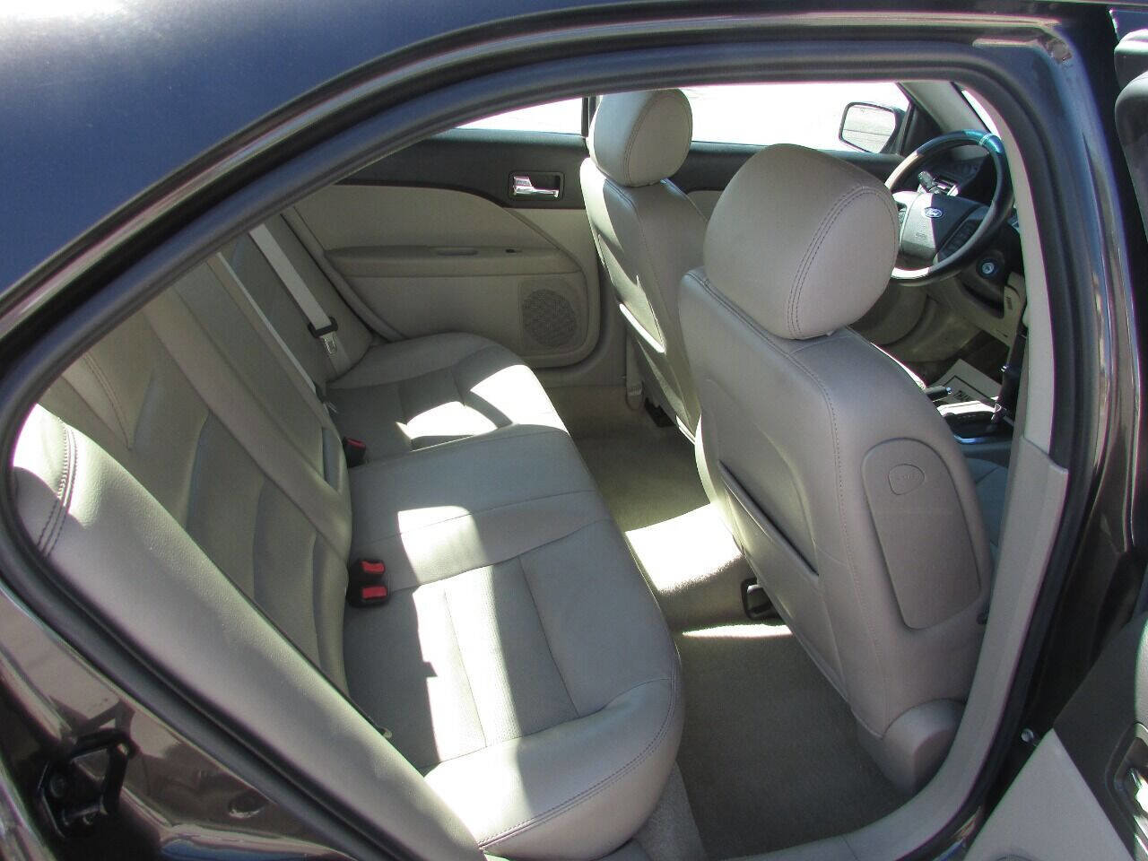 Used 2006 Ford Fusion SEL image 36