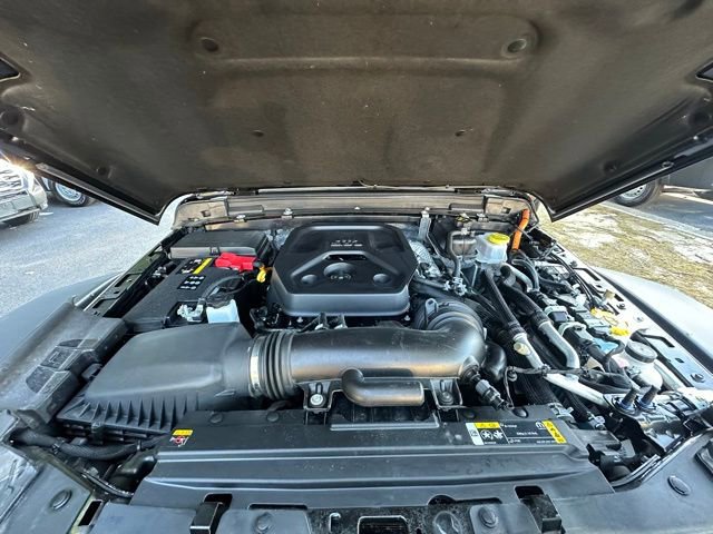 Used 2024 Jeep Wrangler Unlimited image 16