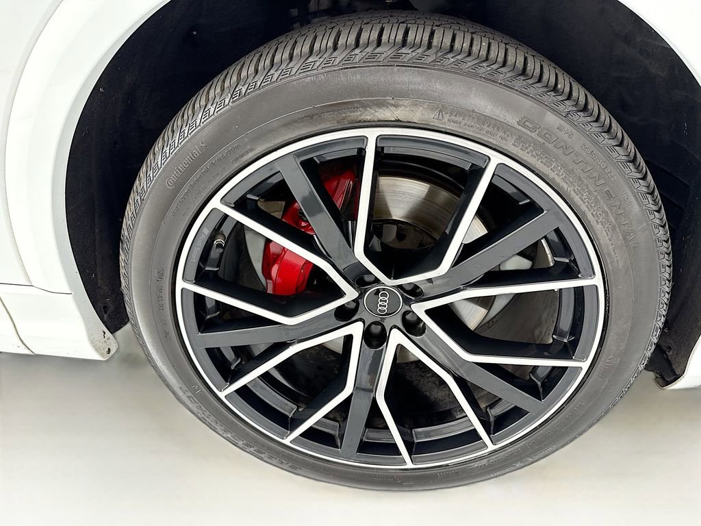 Used 2023 Audi Q8 Premium Plus image 31