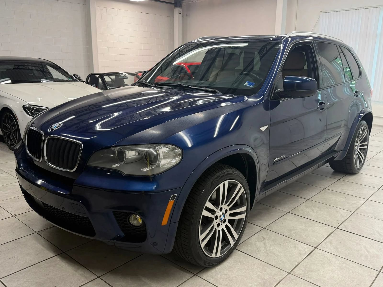 Used 2012 BMW X5 xDrive35i AWD/4WD image 3
