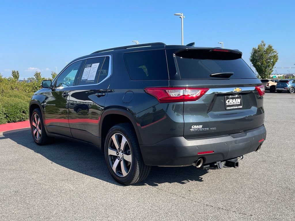 Used 2019 Chevrolet Traverse LT w/ LT Premium Package AWD/4WD image 5