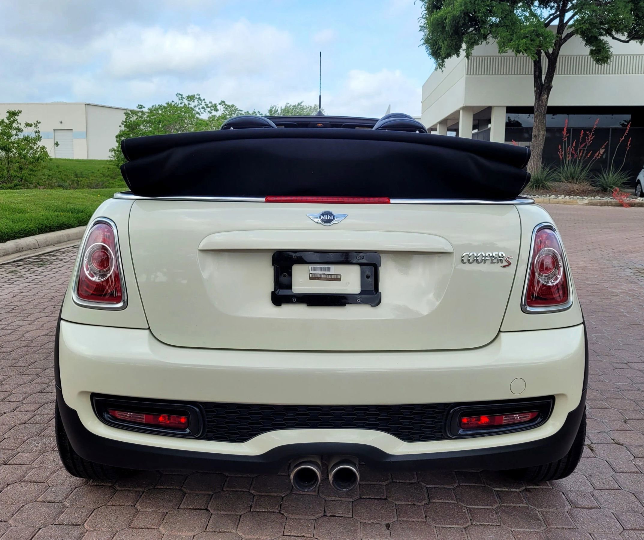 Used 2015 MINI Cooper S image 13