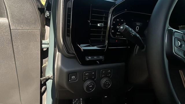 Used 2026 Chevrolet Silverado 2500 ZR2 image 36