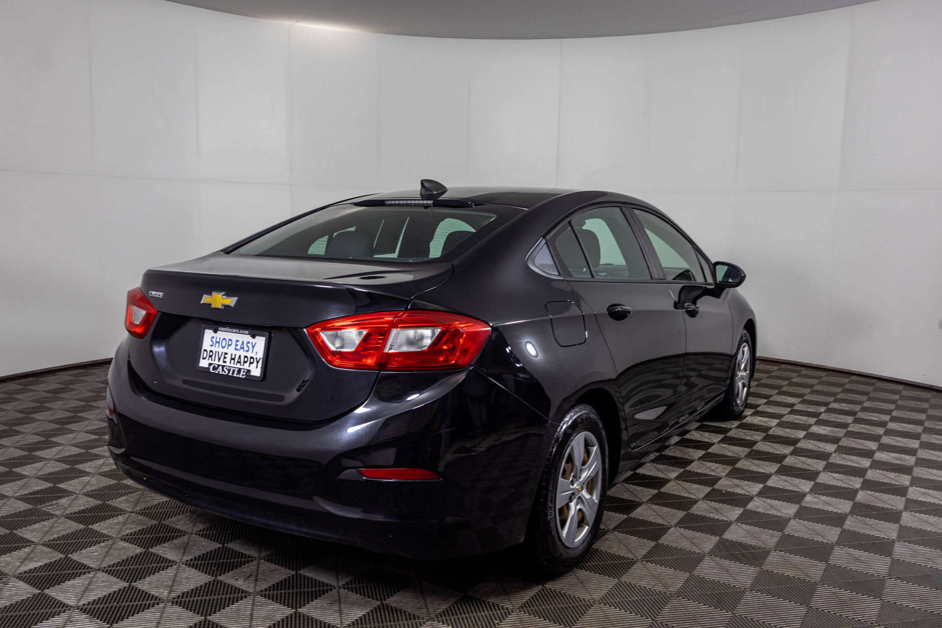 Used 2017 Chevrolet Cruze LS FWD image 13