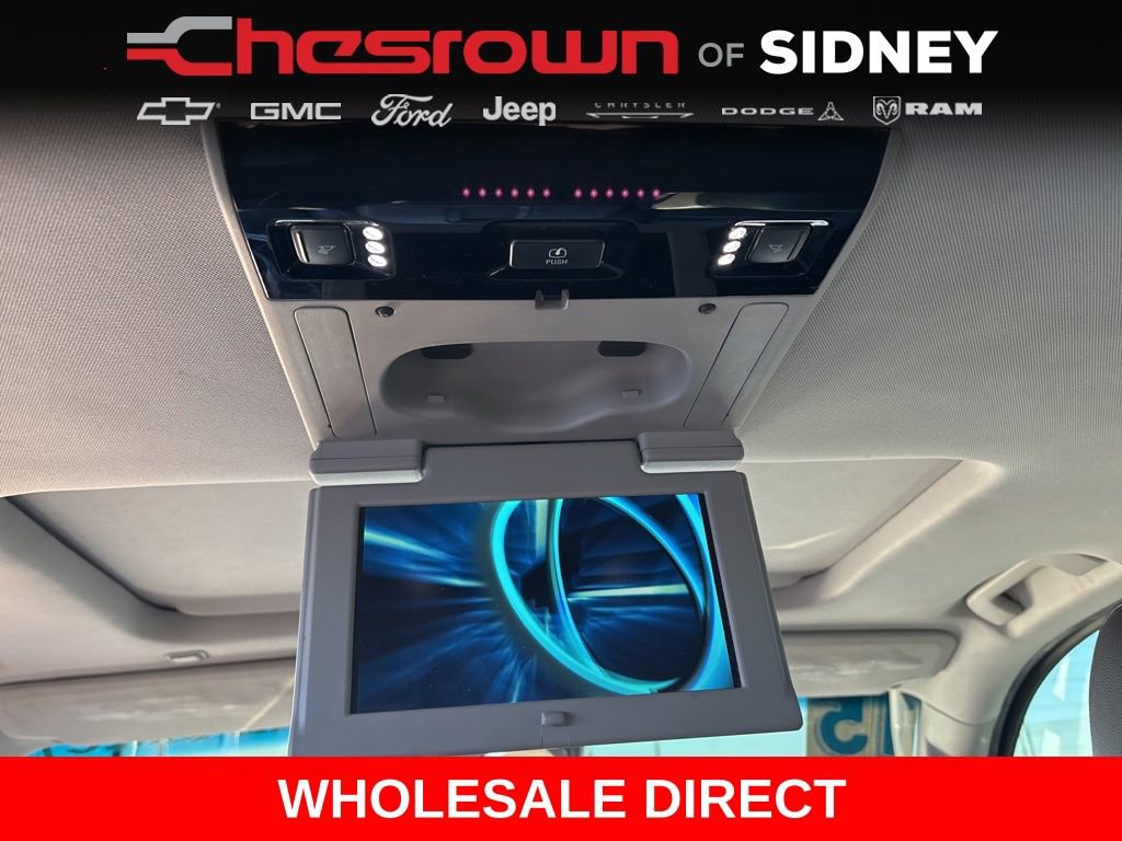 Used 2015 Chevrolet Suburban LTZ AWD/4WD image 30