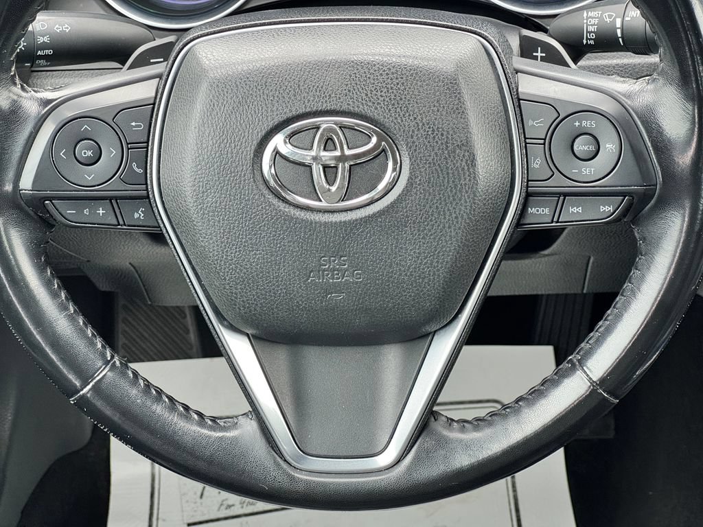 Used 2019 Toyota Camry SE FWD image 19