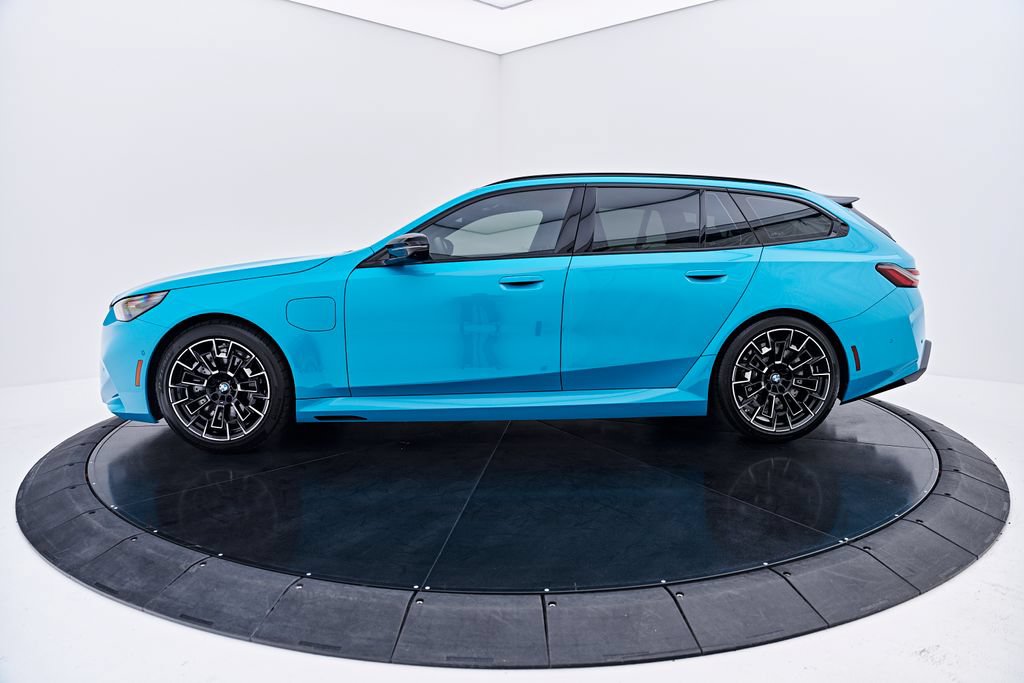 Used 2026 BMW M5 Touring w/ M Driver's Package AWD/4WD image 13