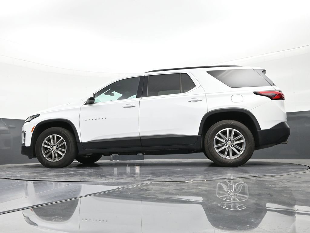 Used 2022 Chevrolet Traverse LT image 21