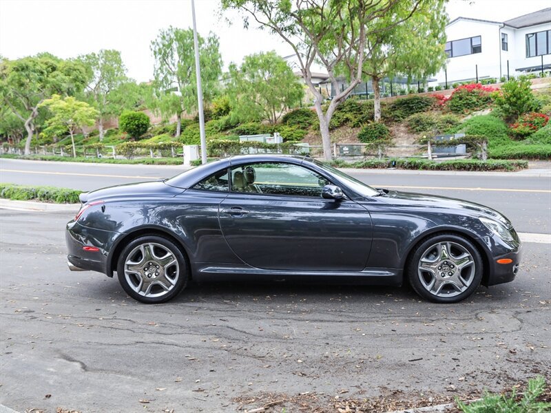 Used 2007 Lexus SC 430 Convertible RWD image 6