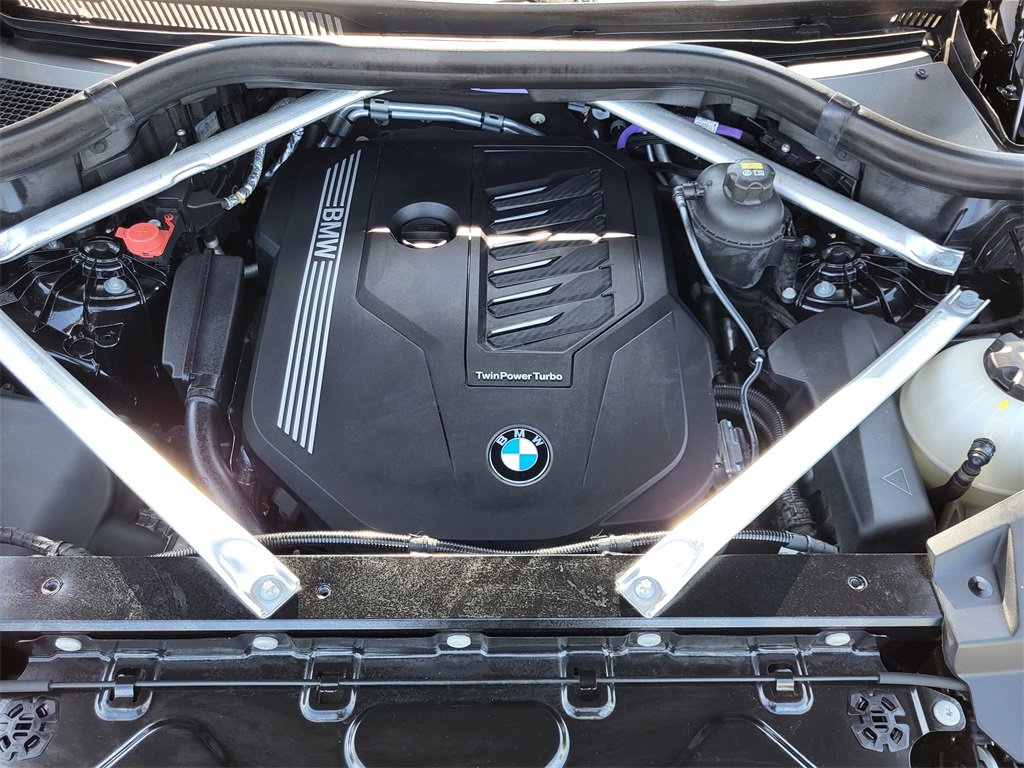 Used 2022 BMW X5 xDrive40i w/ Premium Package image 18
